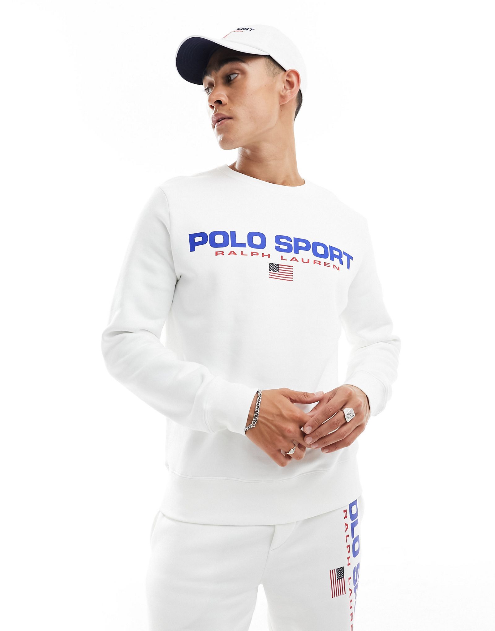 Белый свитшот с логотипом спереди Polo Ralph Lauren Sport Capsule 17390₽