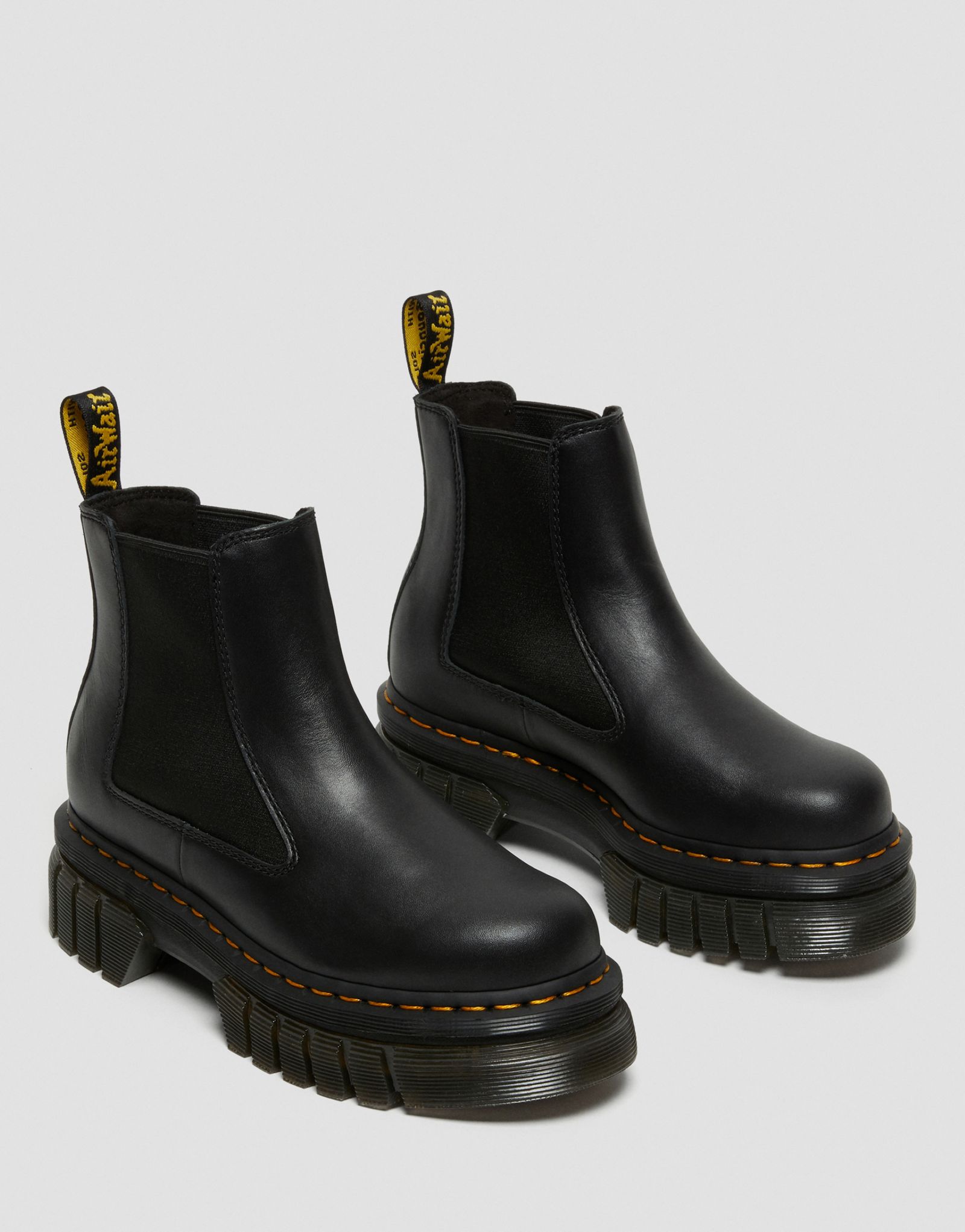 Черные ботинки челси на массивной плоской подошве Dr Martens Audrick Chelsea