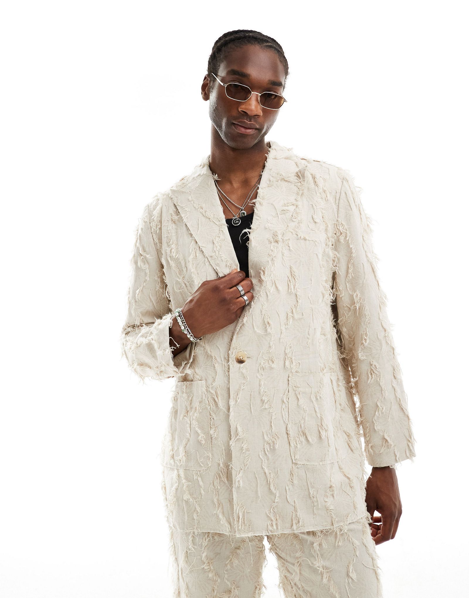 Бежевый костюм оверсайз с потертостями, ограниченная серия Reclaimed Vintage