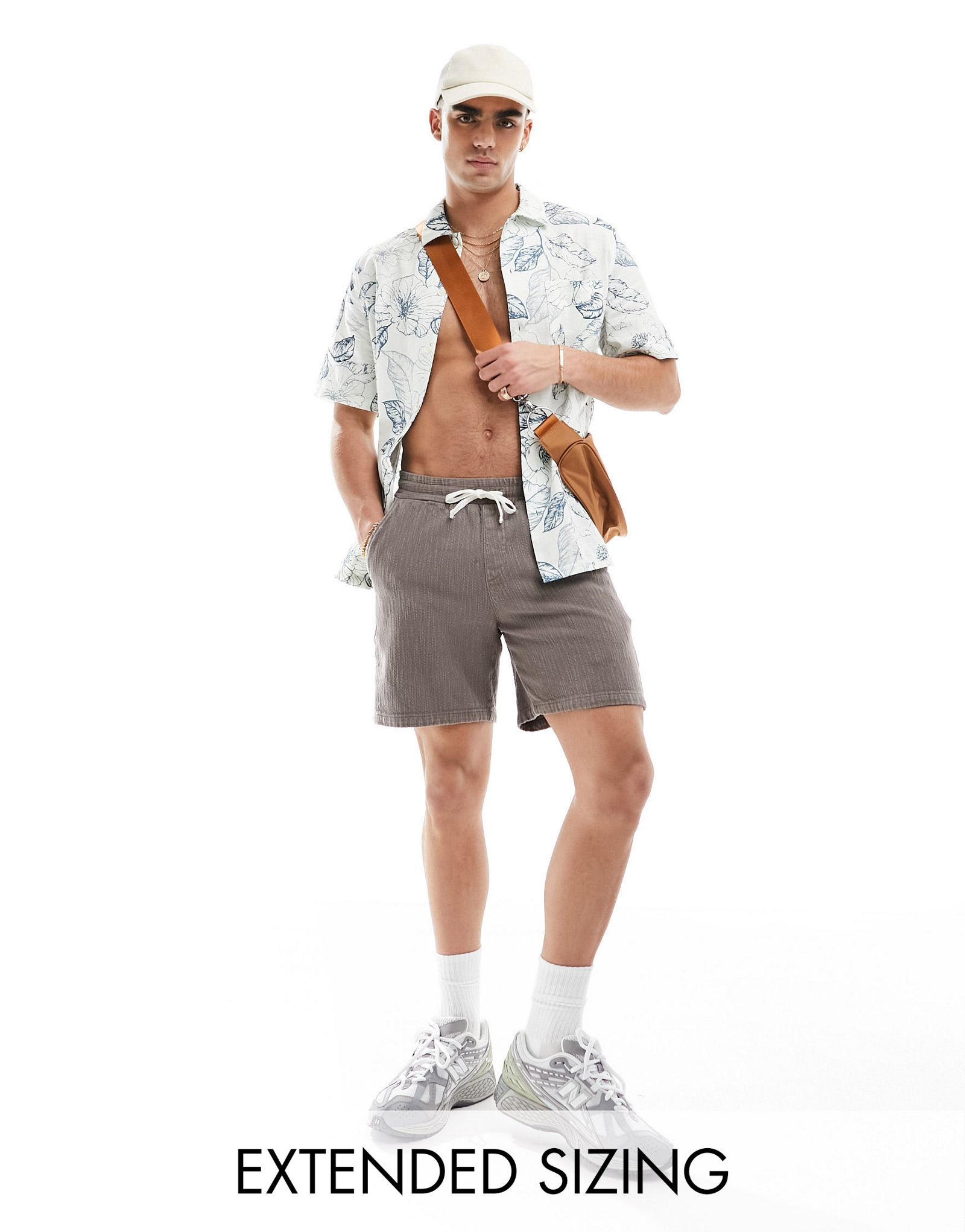 Свободная рубашка ASOS DESIGN с винтажным тропическим цветочным принтом 3090₽