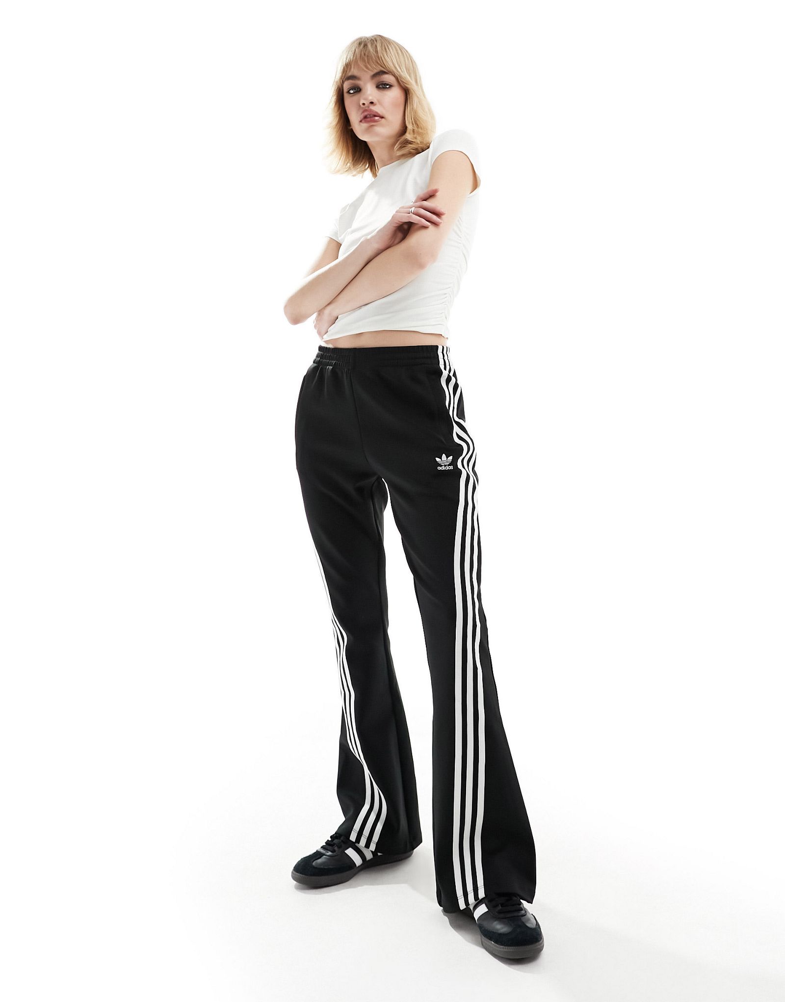 Черные расклешенные леггинсы с 3 полосками adidas Originals 8890₽