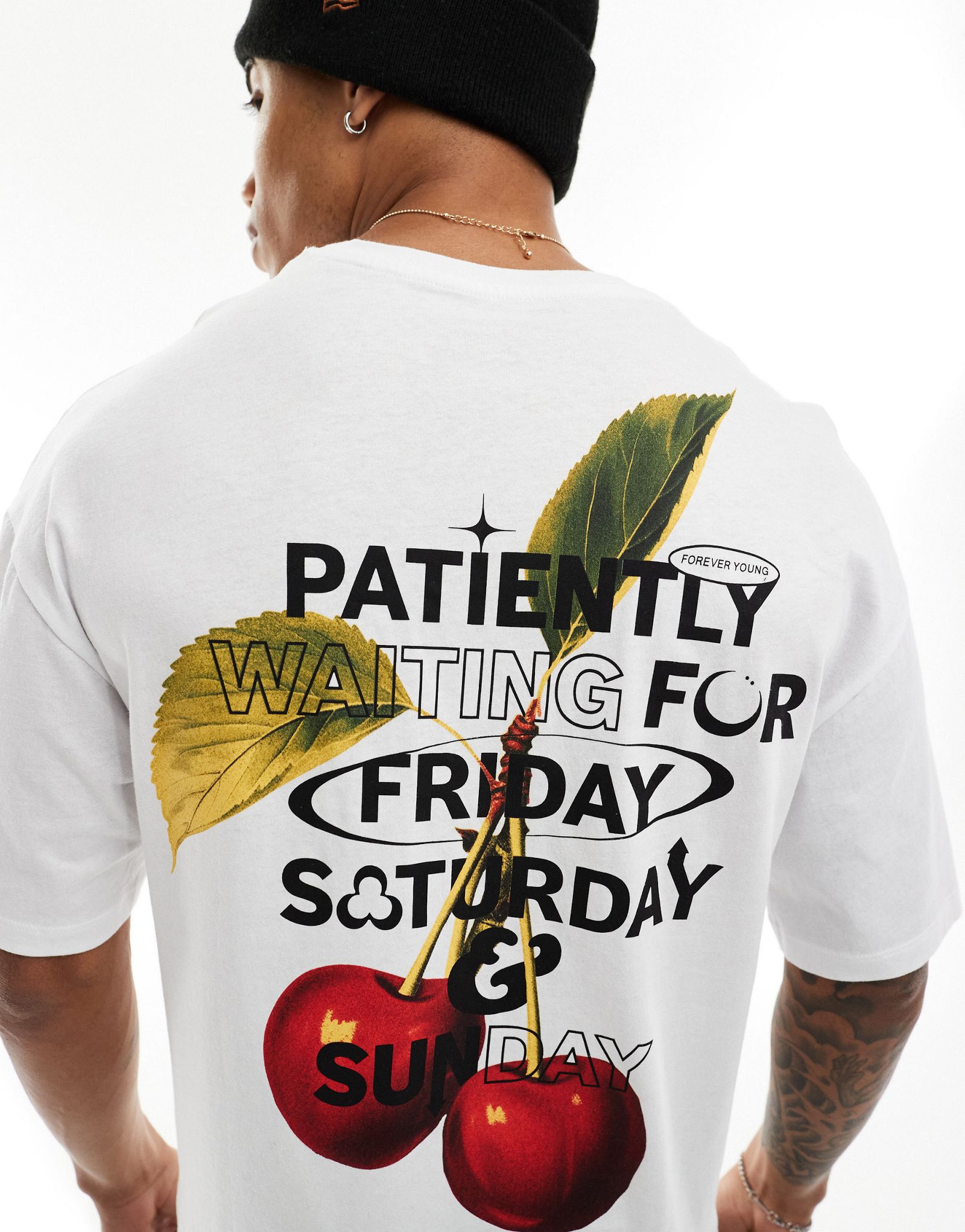 Белая объемная футболка с вишневым принтом на спине Jack - Jones