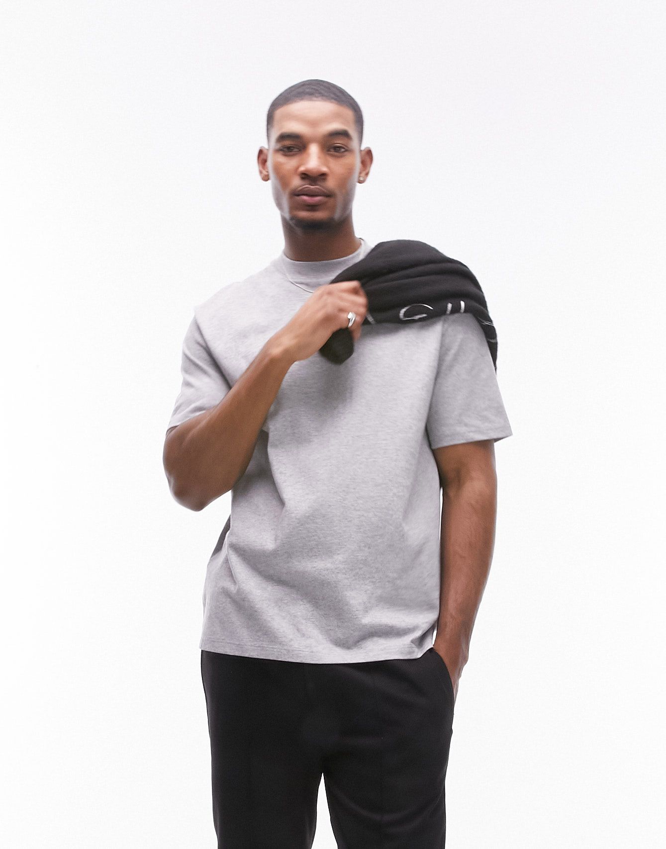 Серая футболка оверсайз Topman 4490₽