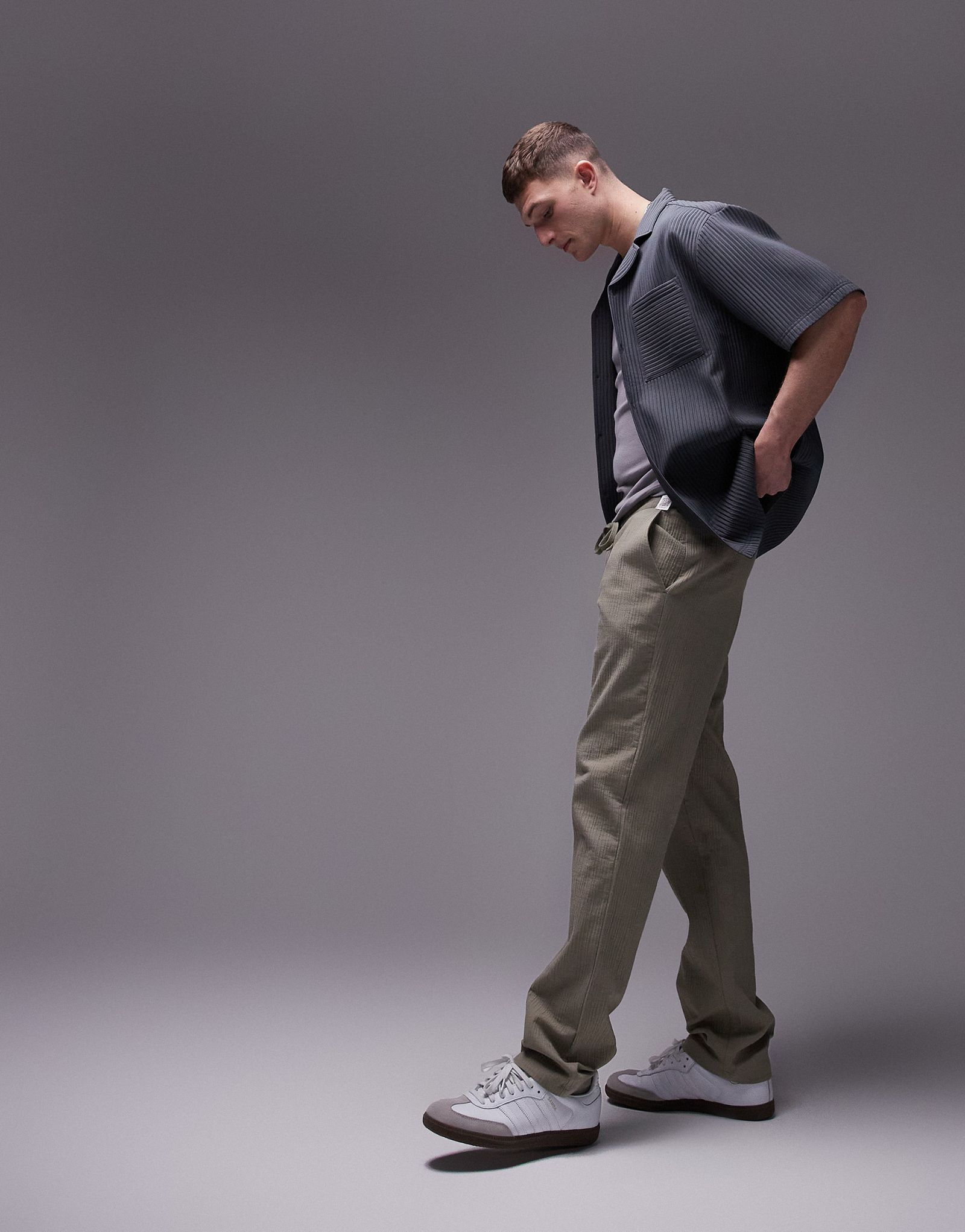 Брюки прямого кроя Topman цвета хаки