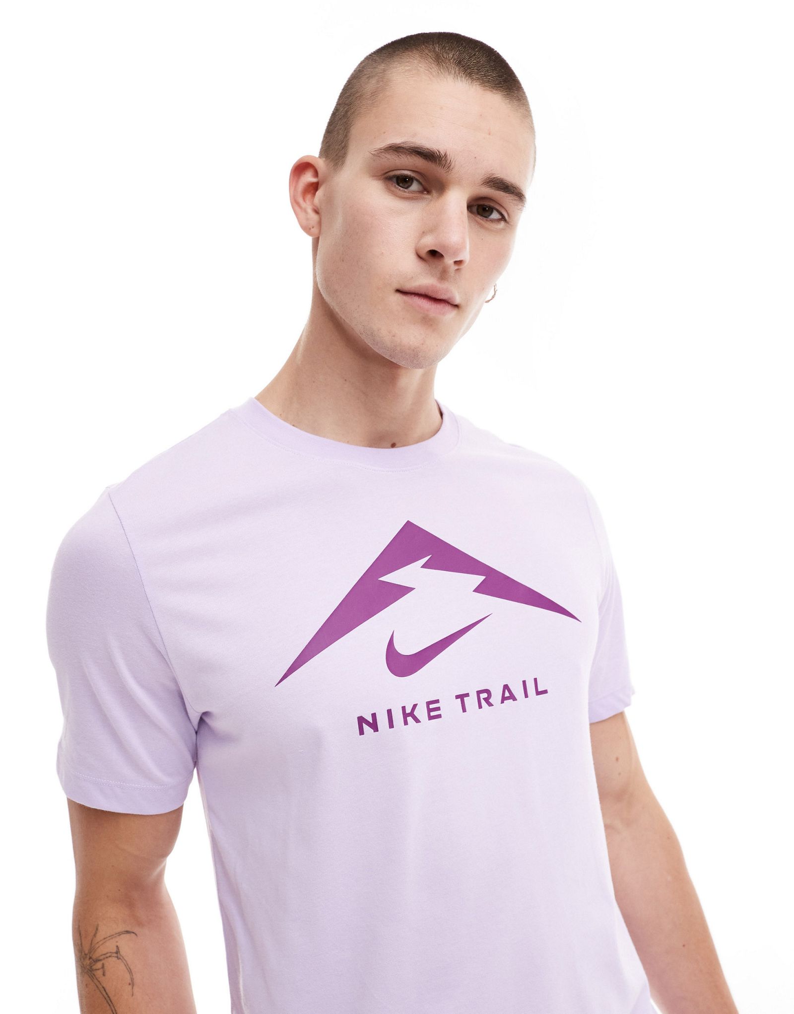 Фиолетовая футболка с логотипом Nike Running Trail Dri-FIT