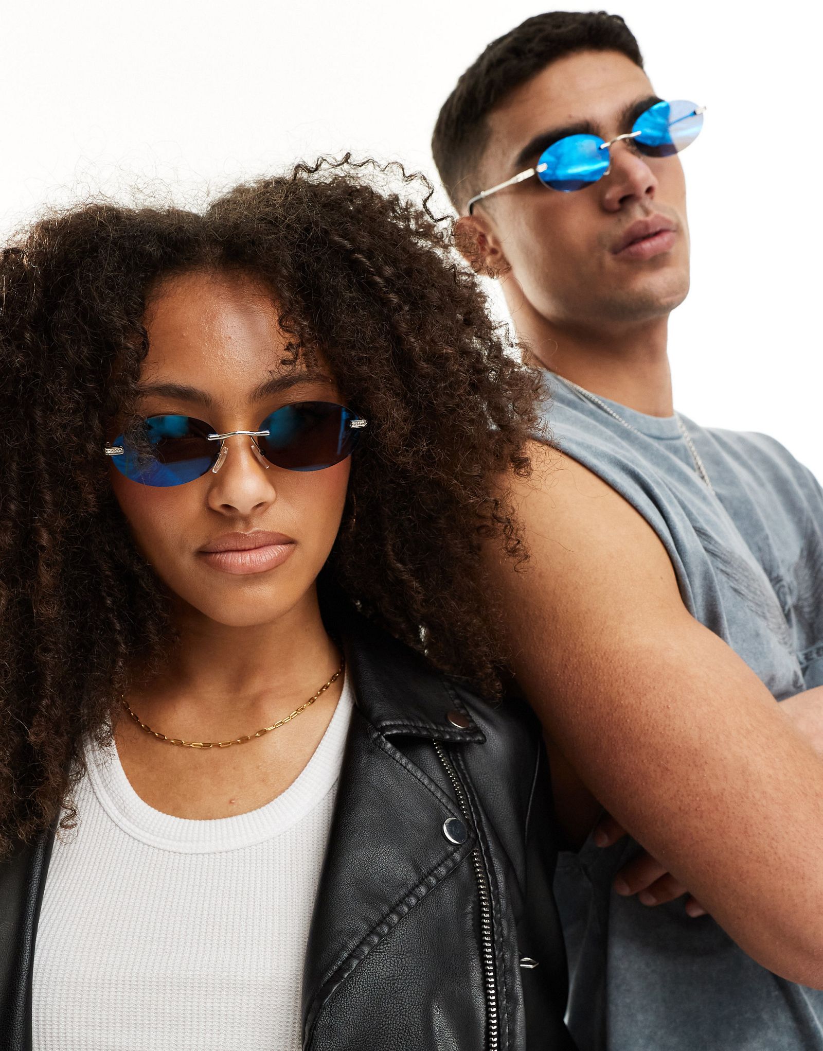 Овальные солнцезащитные очки AJ Morgan с синим зеркалом 5290₽