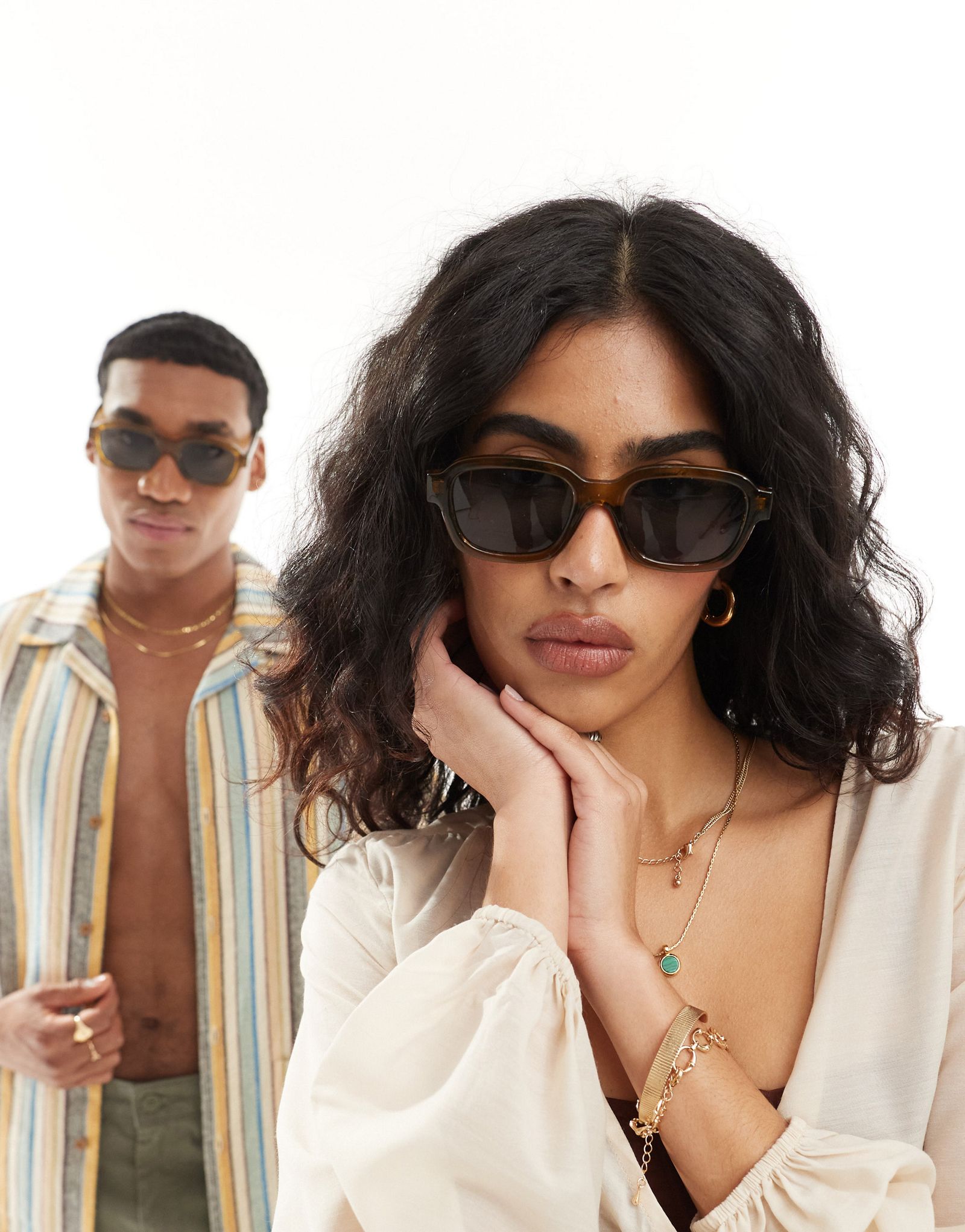 Оливковые квадратные солнцезащитные очки AJ Morgan