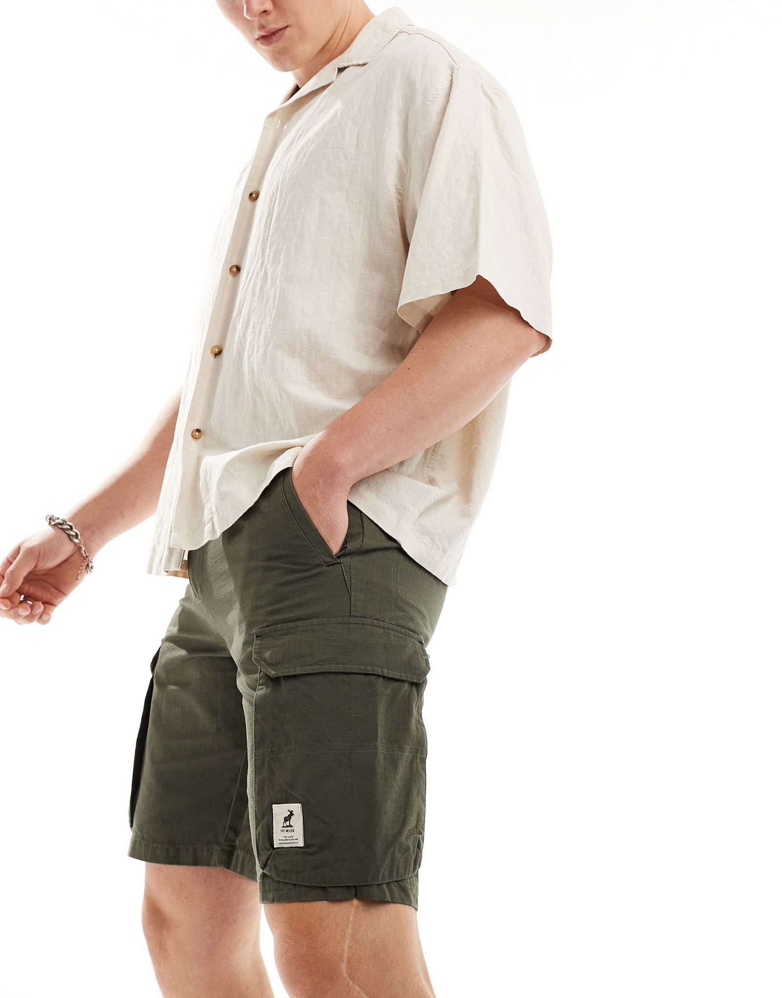 Зеленые шорты карго Fat Moose