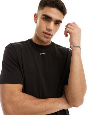 Черная футболка с логотипом Calvin Klein