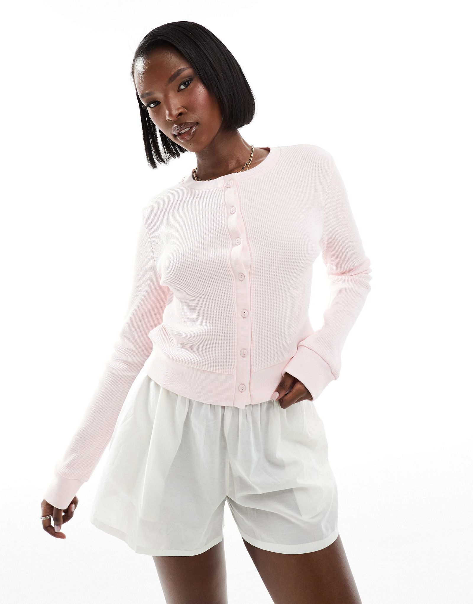 Розовый кардиган на пуговицах с вафельными пуговицами ASOS Weekend Collective 6090₽