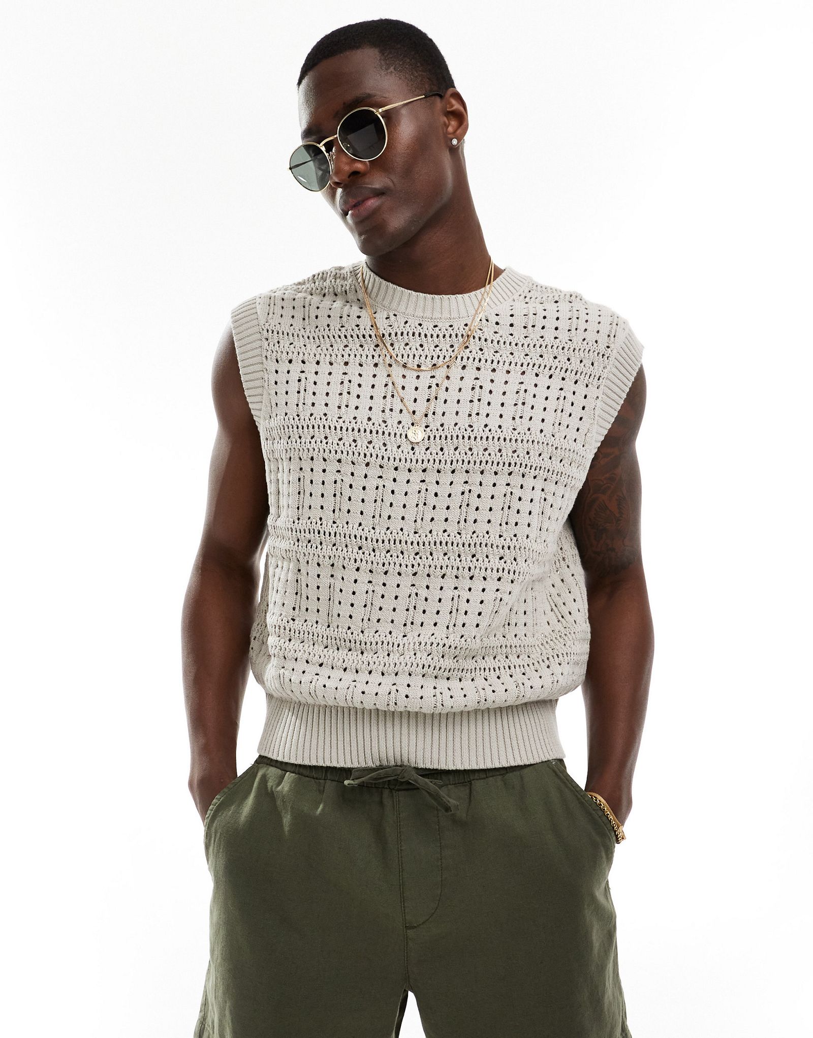 Белая трикотажная майка Bershka 5990₽