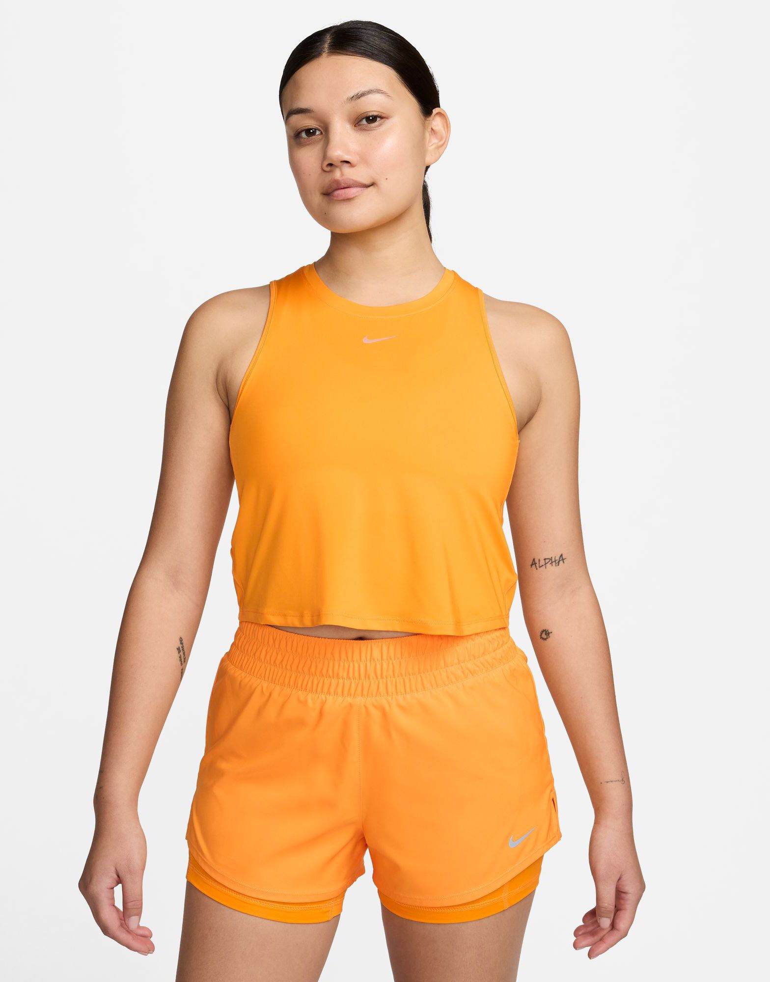 Желтая укороченная майка Nike One Training Dri-FIT 5590₽