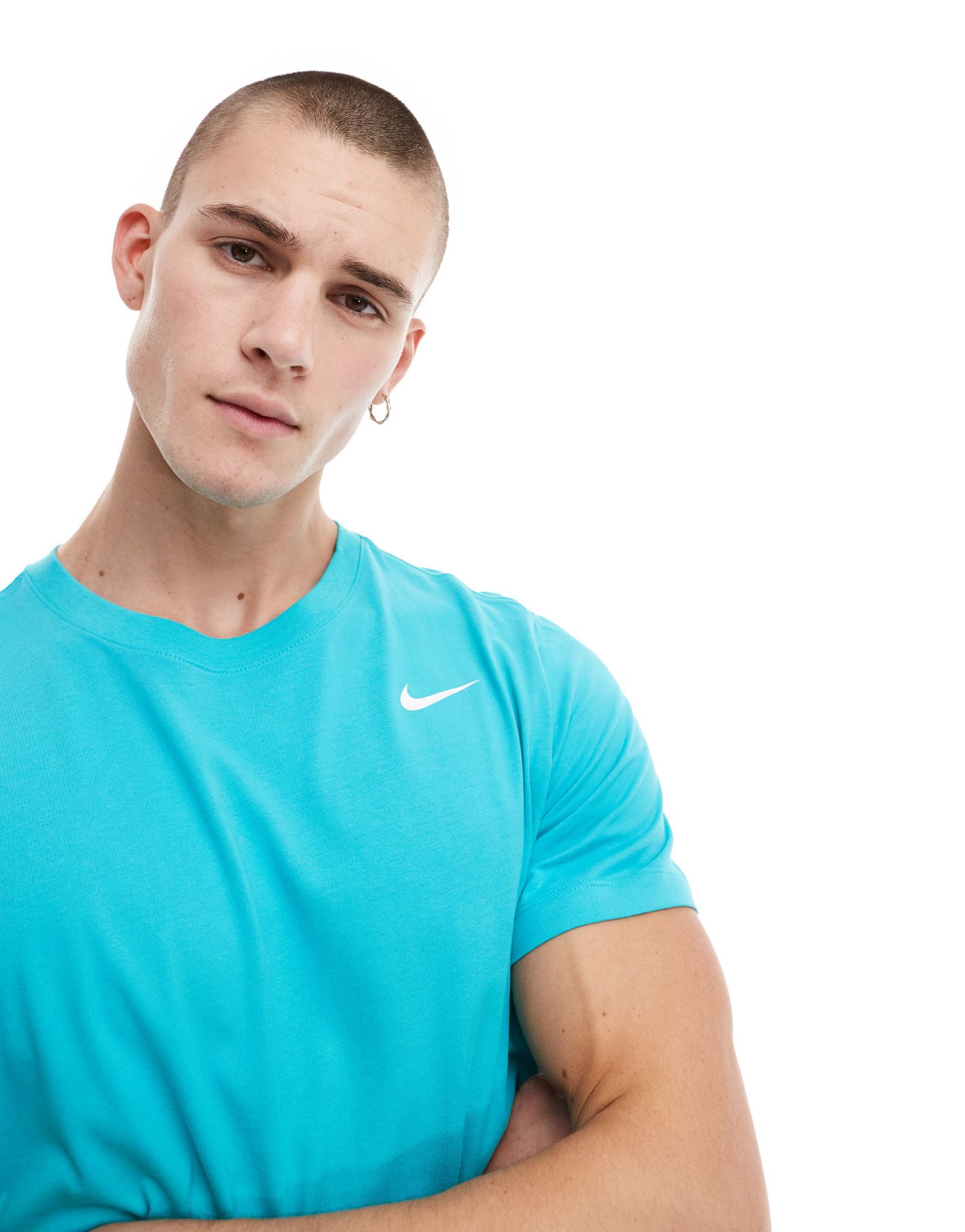 Зеленая футболка Nike Training Dri-FIT 4190₽