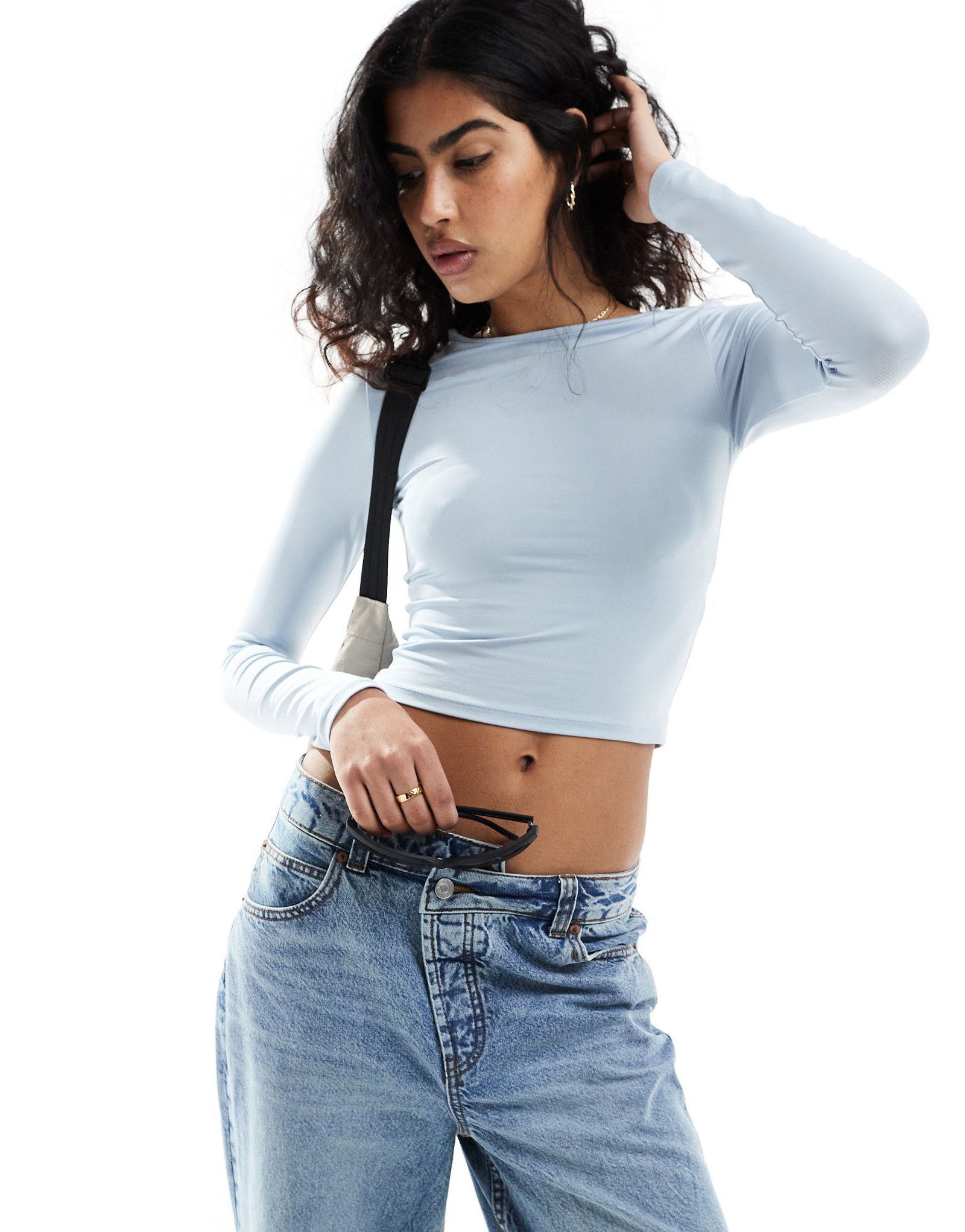 Нежно-голубой топ из полиамида Stradivarius 4290₽