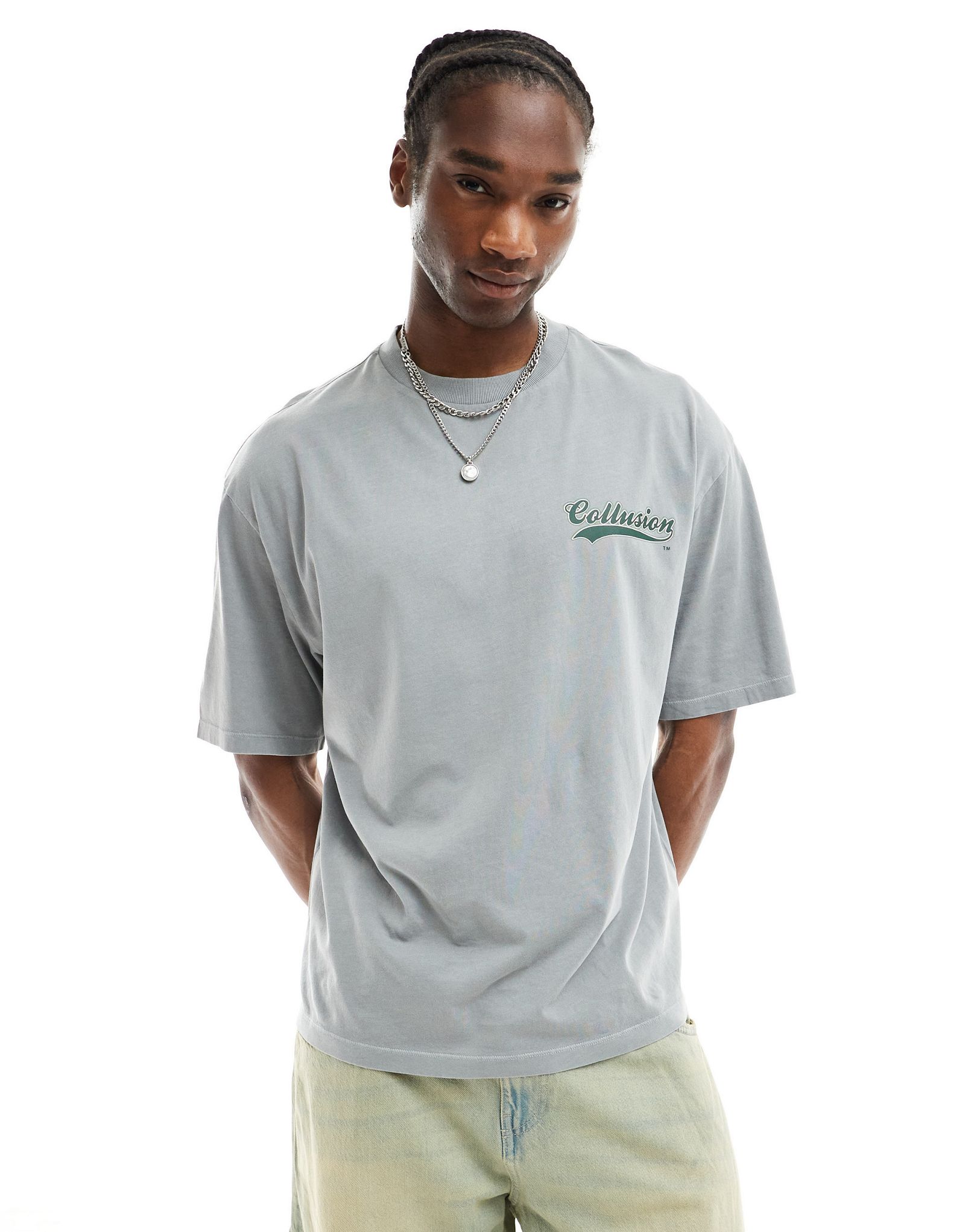 Серая футболка с логотипом COLLUSION Varsity 2390₽