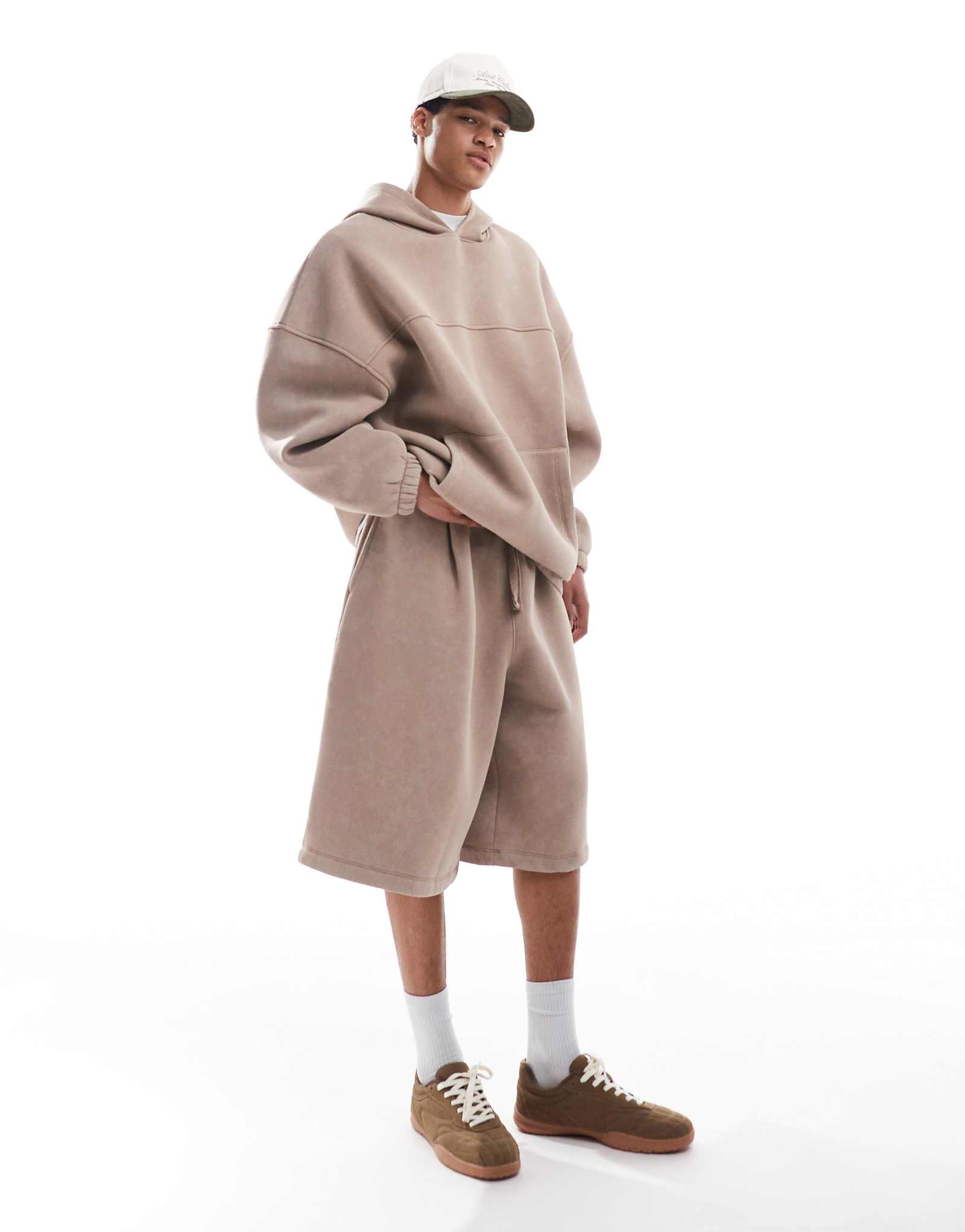 ASOS DESIGN heavyweight super baggy jorts in washed beige - part of a set 5790₽