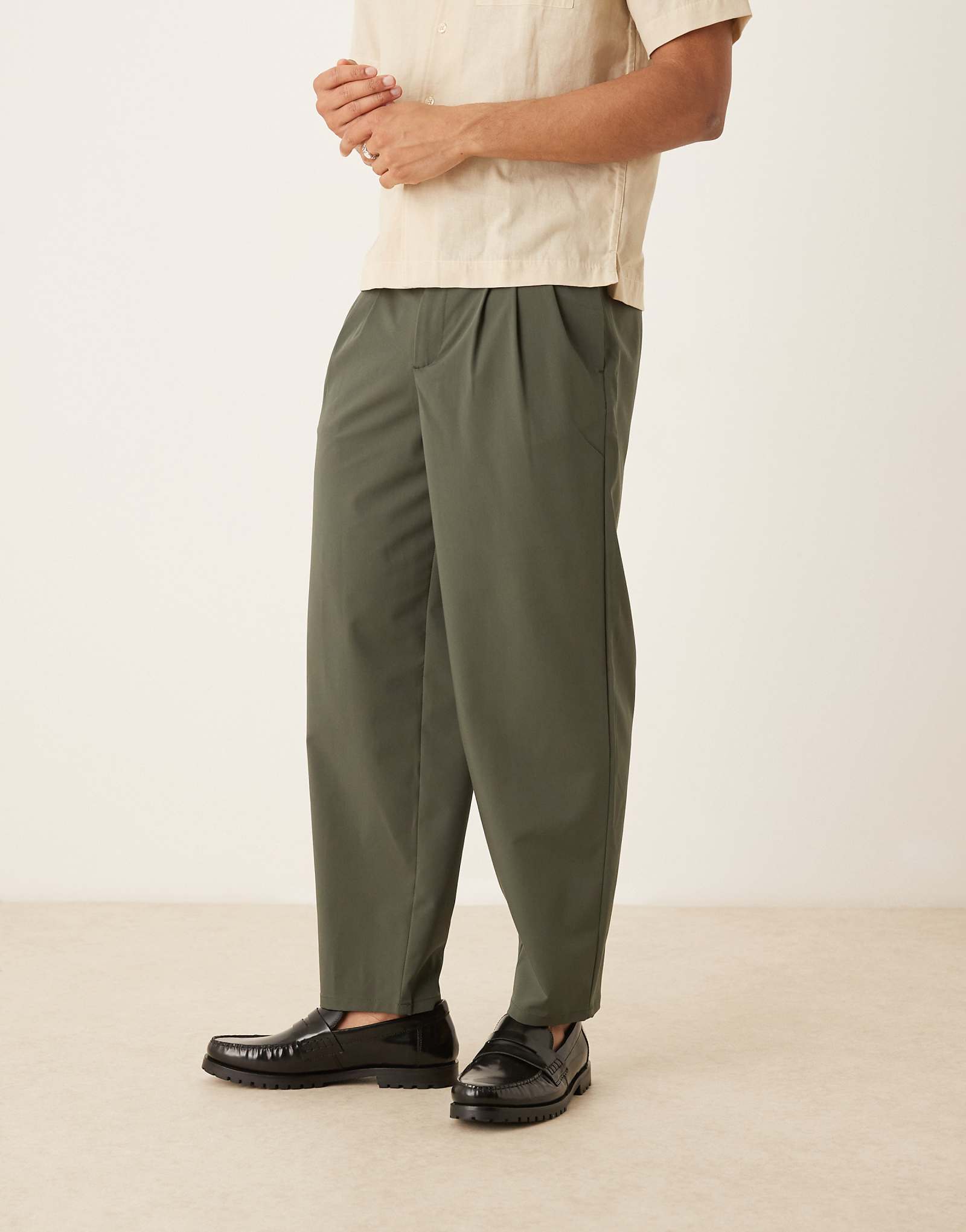 ASOS DESIGN oversized tapered pants in green 7090₽