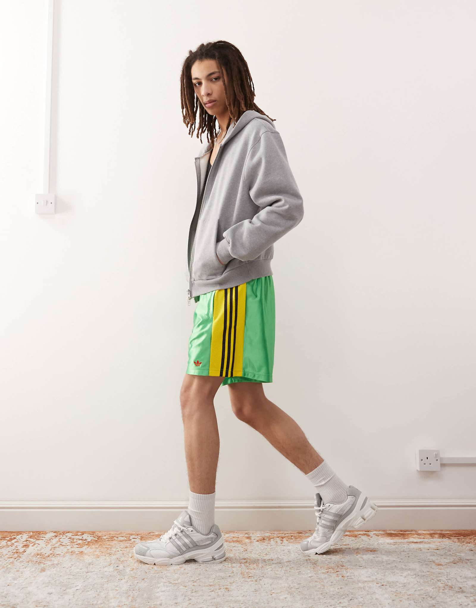Adidas Originals Unisex retro boxing shorts in green 7390₽