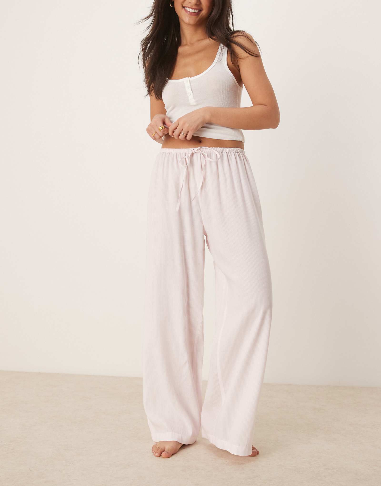 Luna oversized pajama bottoms in baby pink stripe 6890₽