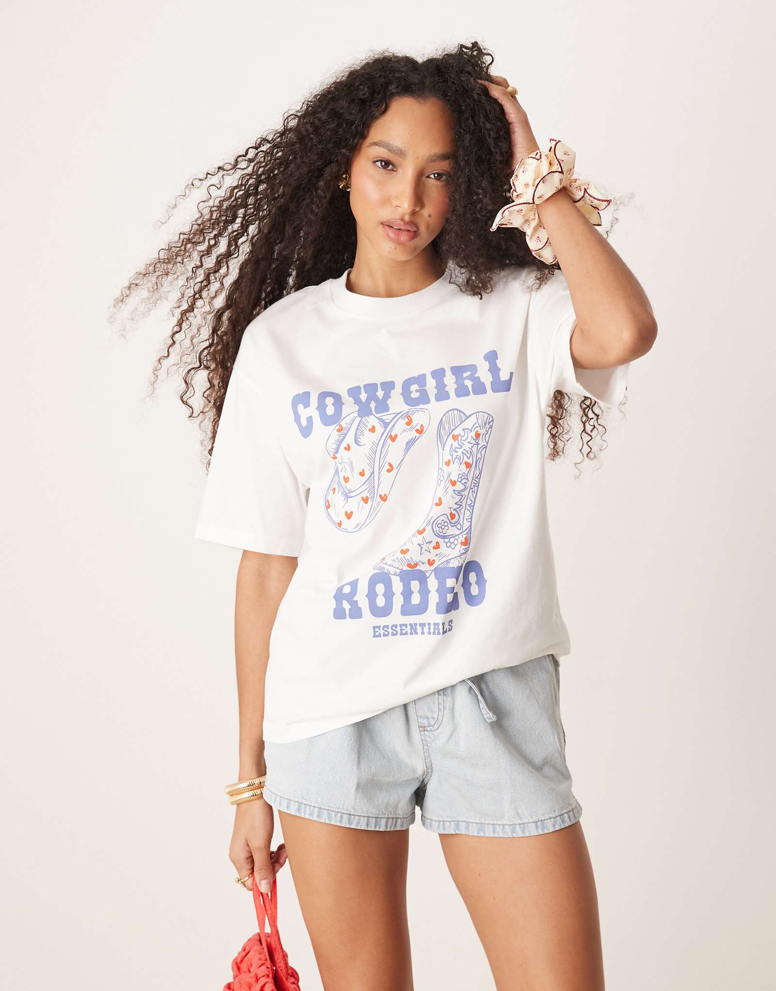 Gina Tricot oversized short sleeve cow girl rodeo graphic print T-shirt in white 6090₽