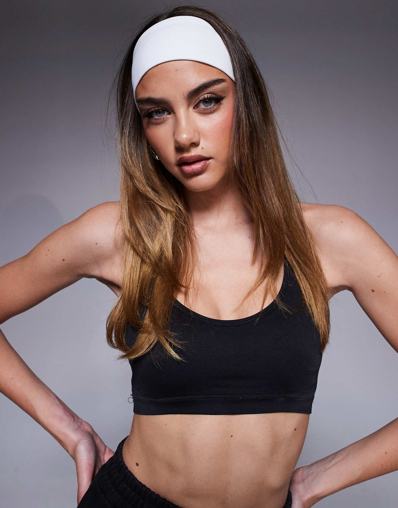 4505 быстросохнущая повязка на голову белого цвета