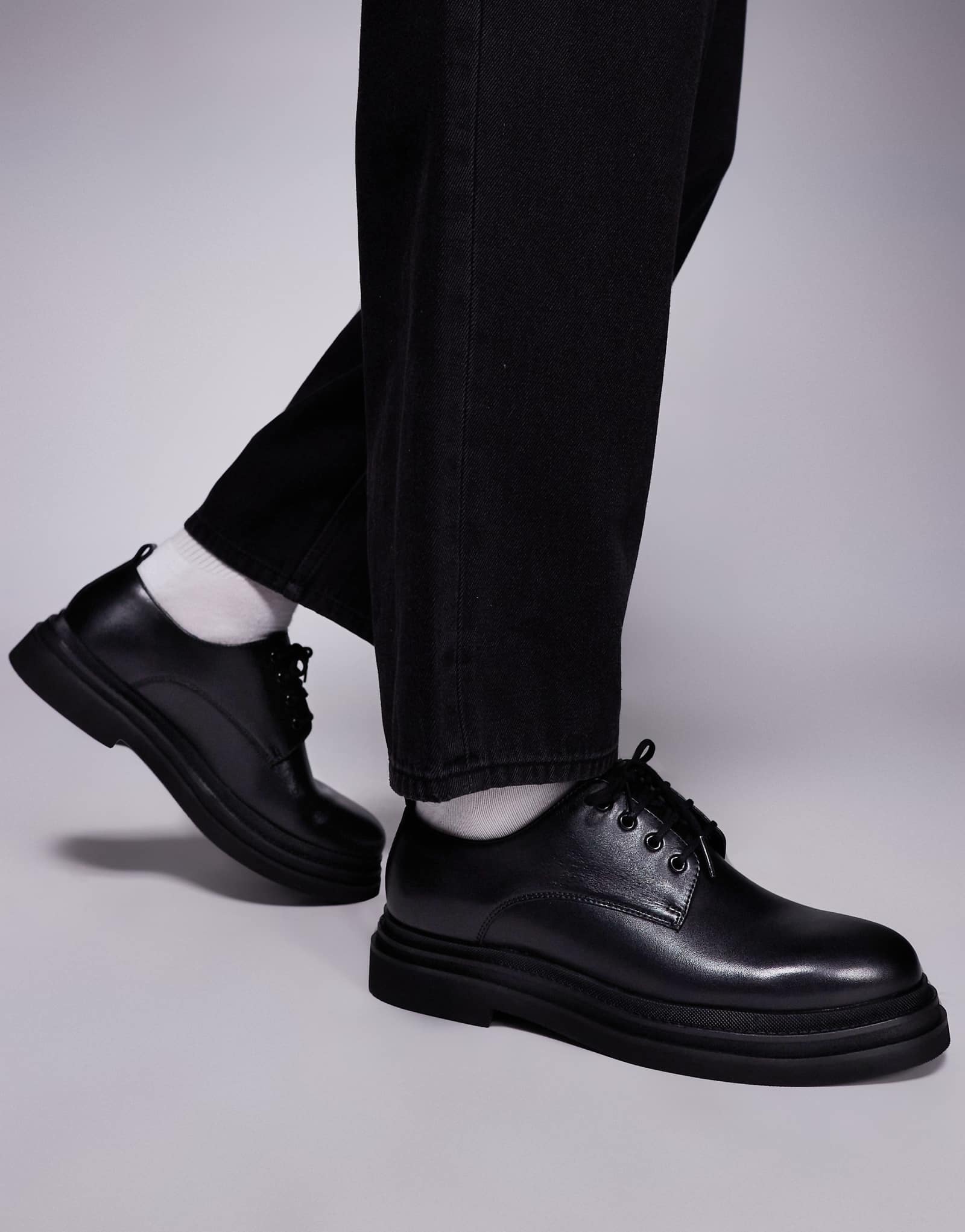 Walk London Brooklyn derby shoes in black leather 26090₽