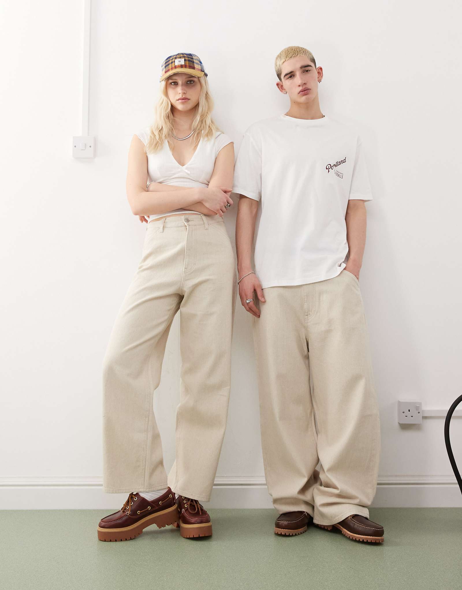 Weekday Astro Unisex linen blend pants in beige 10490₽