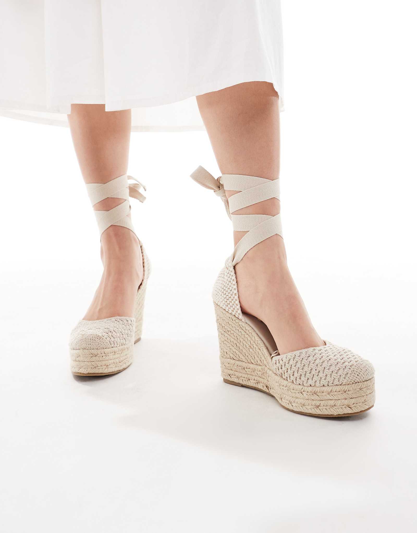 Pull-Bear espadrille crochet heels in beige 15990₽
