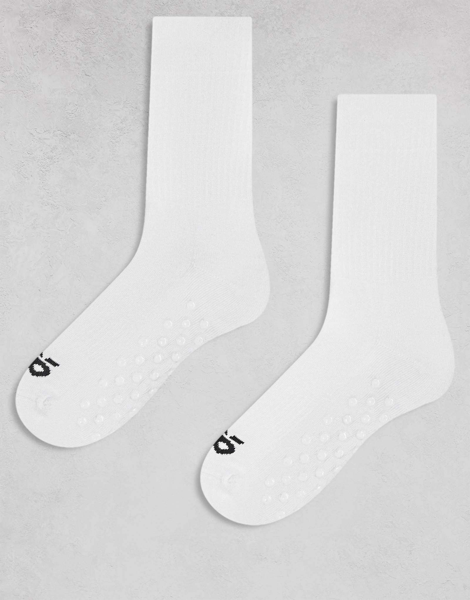 4505 2 pack non slip ribbed Pilates socks in white 3490₽