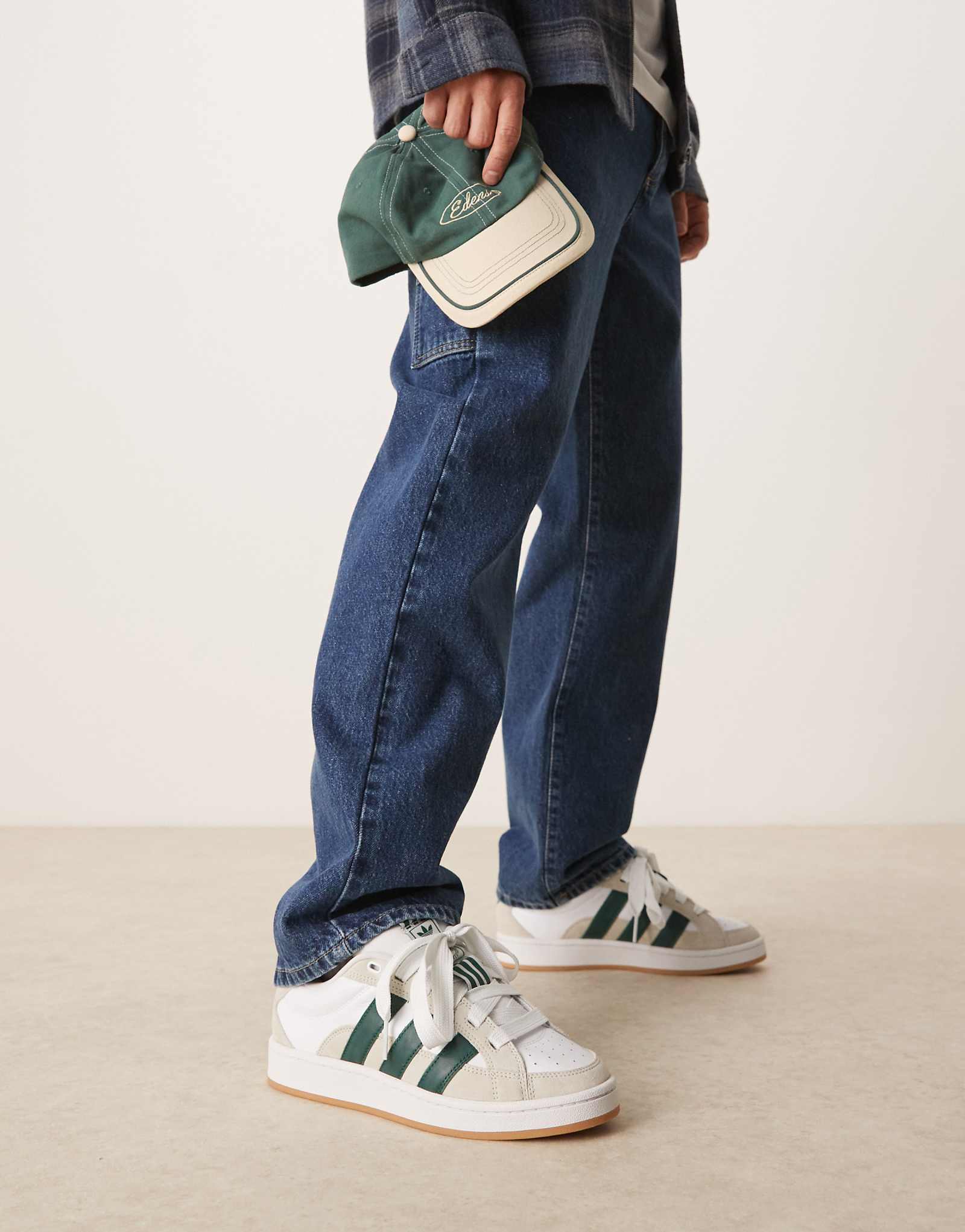 adidas Originals Campus 00s Beta sneakers in white and green 12390₽