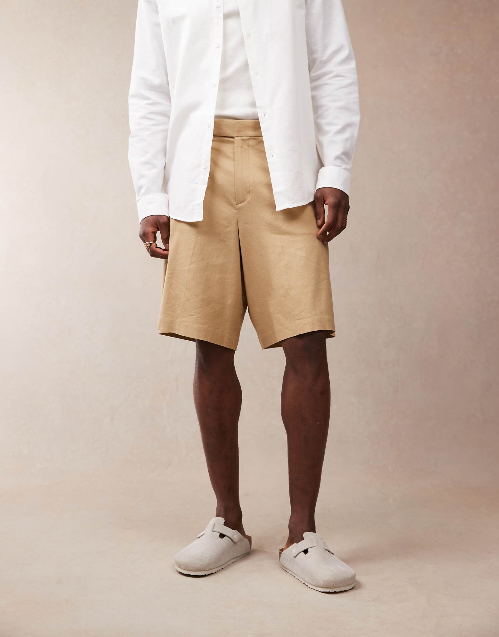 ASOS DESIGN smart linen blend Bermuda shorts in tan 3890₽