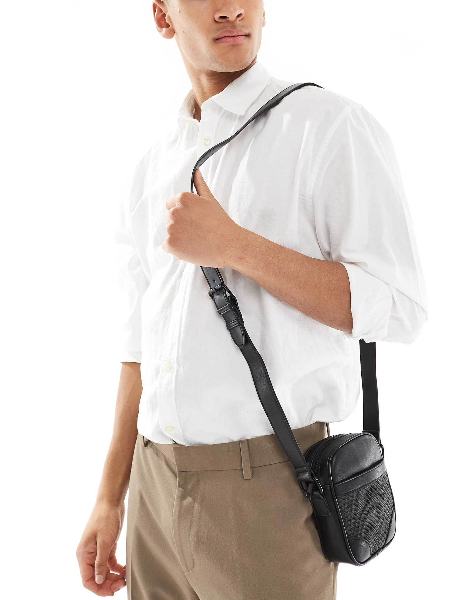 ASOS DESIGN faux leather cross body bag in black 4290₽