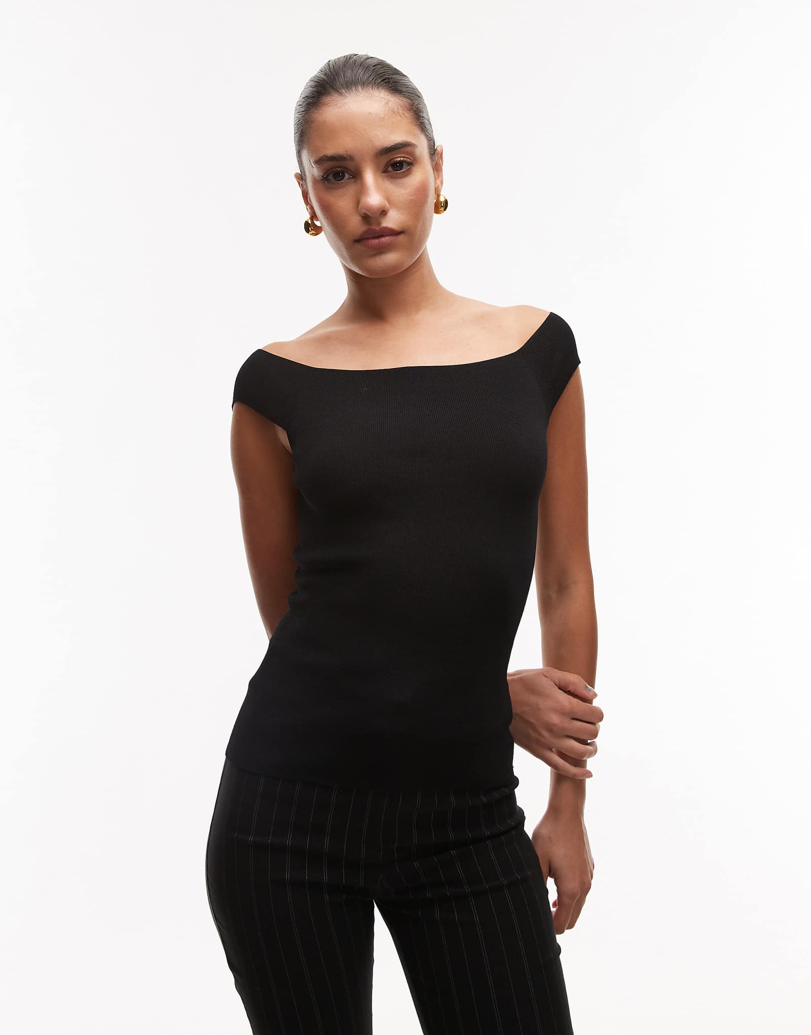 ARKET structured knit off shoulder top with sweetheart neckline in black 13990₽