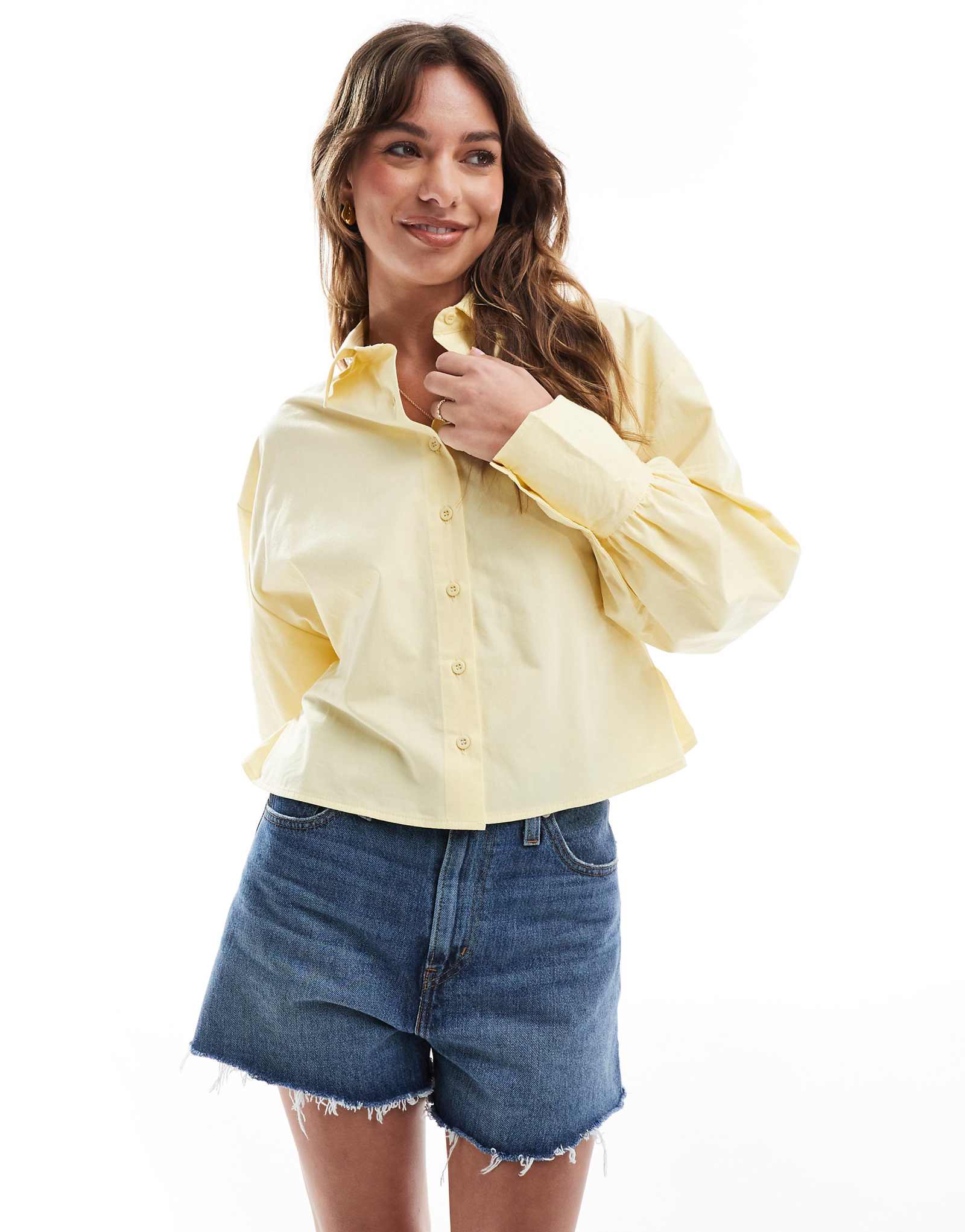ASOS DESIGN poplin crop cinch waist shirt in buttermilk 5290₽