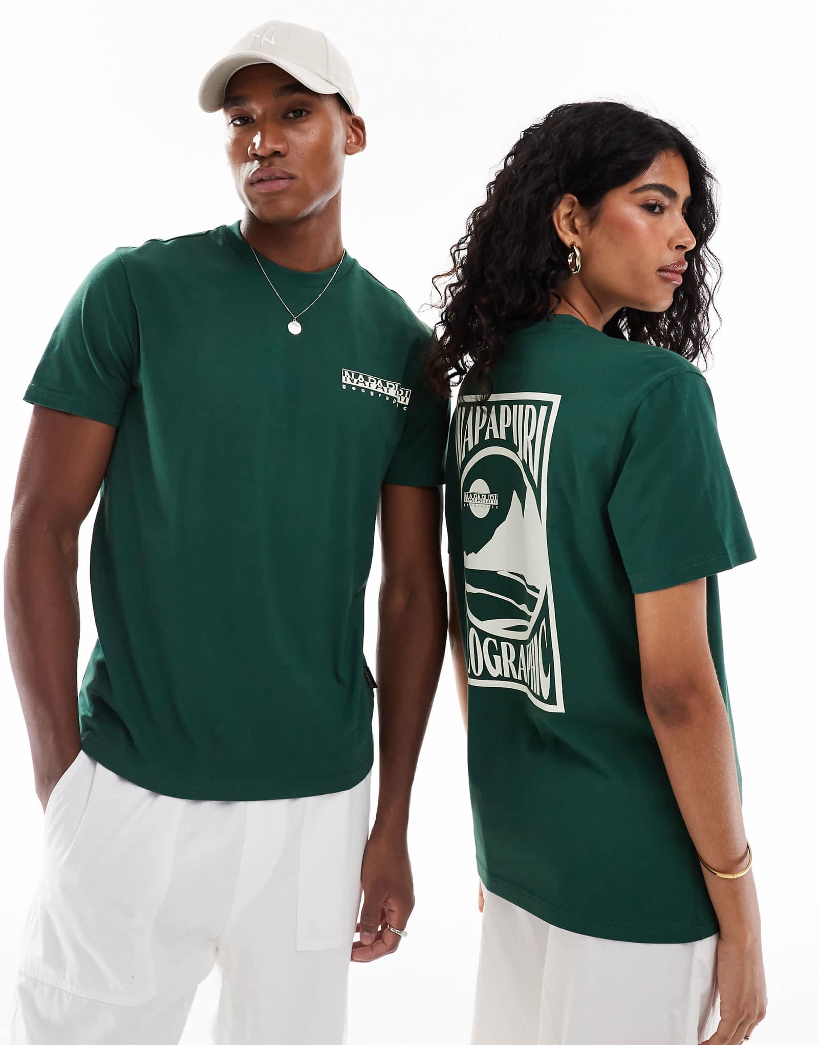 Napapijri Mele landscape backprint t-shirt in green 7790₽