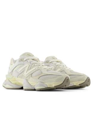 Женские кроссовки New Balance 9060 унисекс полностью белого цвета