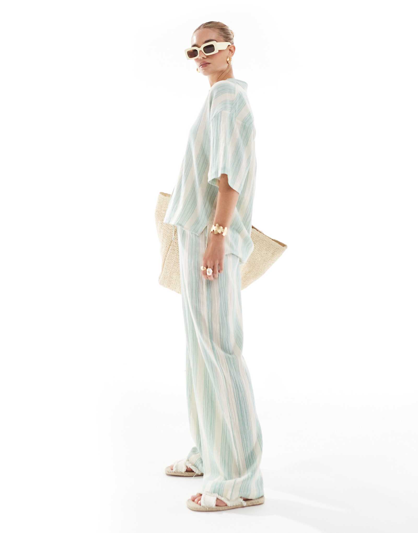 Billabong sunny daze drawstring beach pants in island green 6490₽