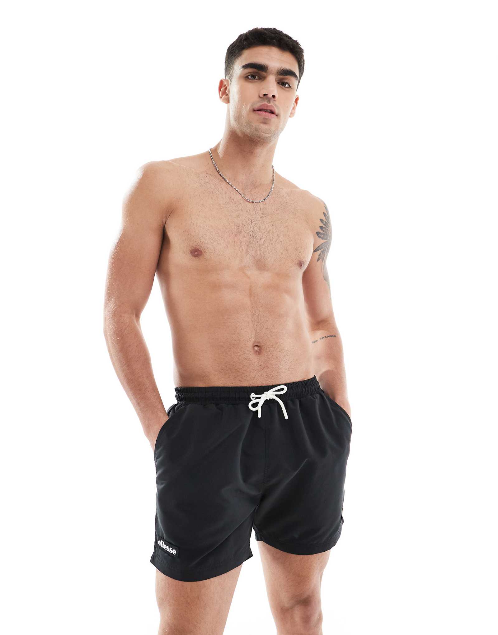 ellesse Torlinos swim shorts in black 8590₽