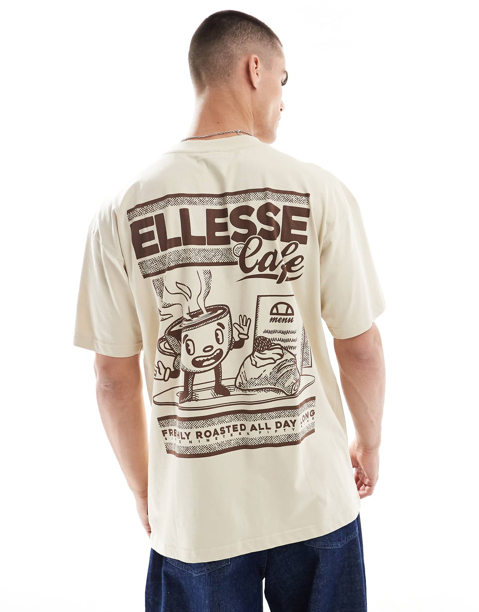 ellesse Mulini T-shirt in beige 7090₽
