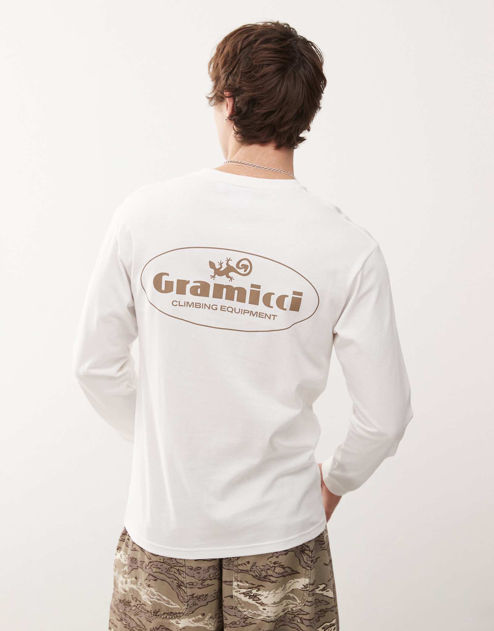 Gramicci Climbing Equipment graphic long sleeve T-shirt in white 21190₽