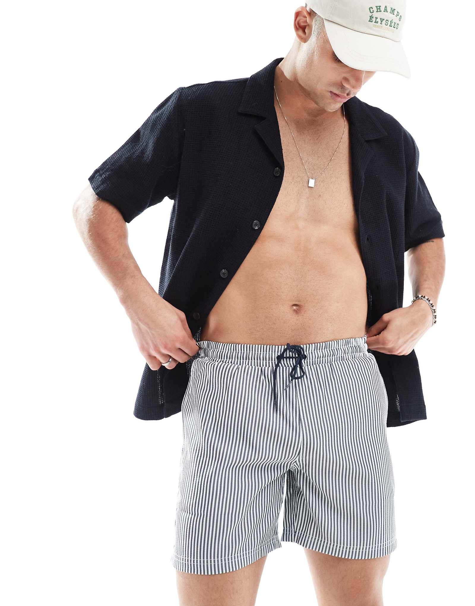 Farah colbert seersucker stripe swim shorts in navy and white 14690₽