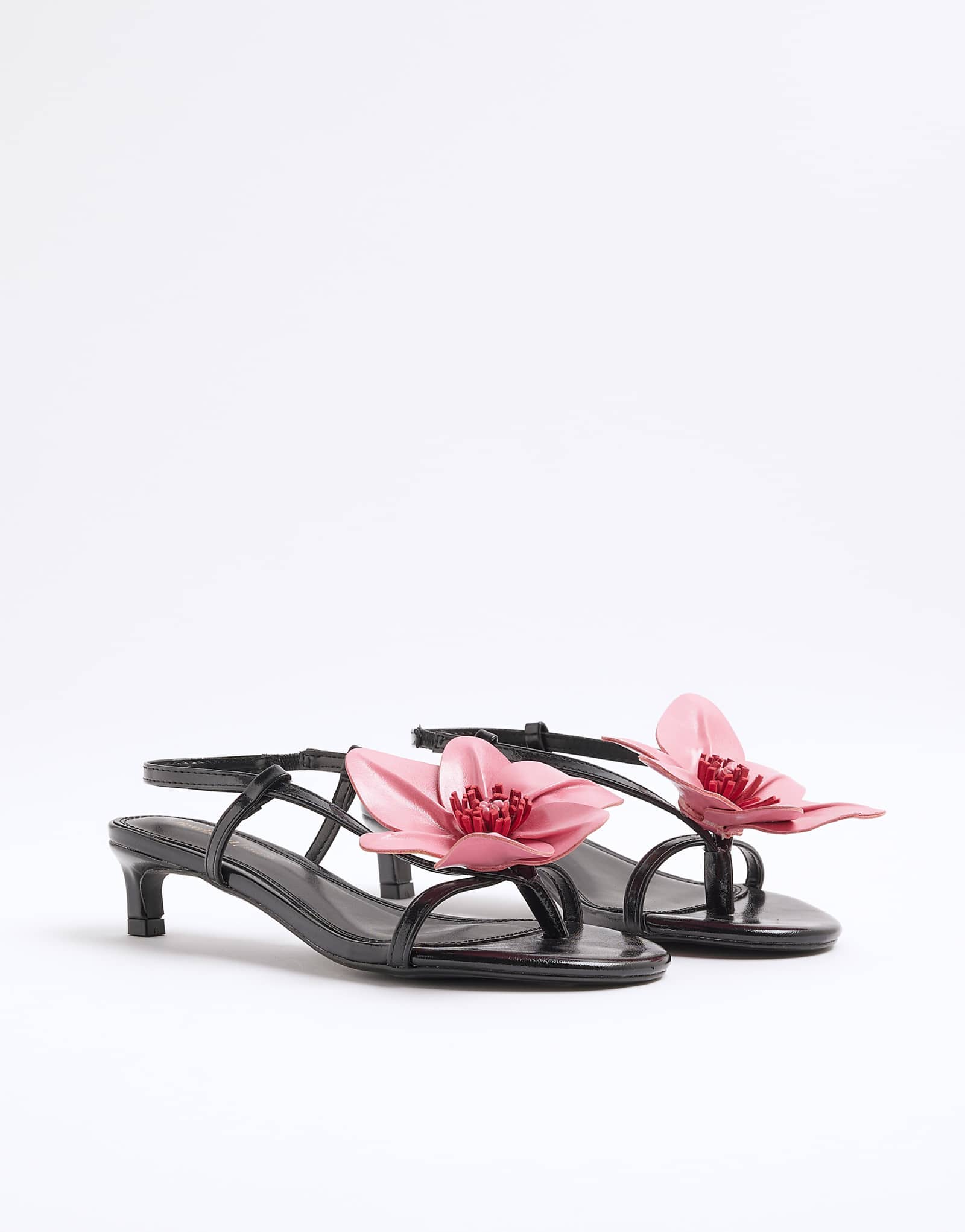 River Island 3D flower kitten heel in black 9190₽