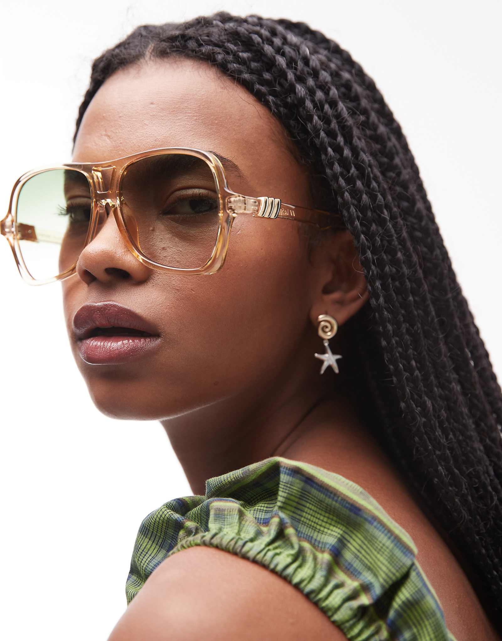 Le Specs fortune teller oversized aviator sunglasses in sand with green gradient lenses