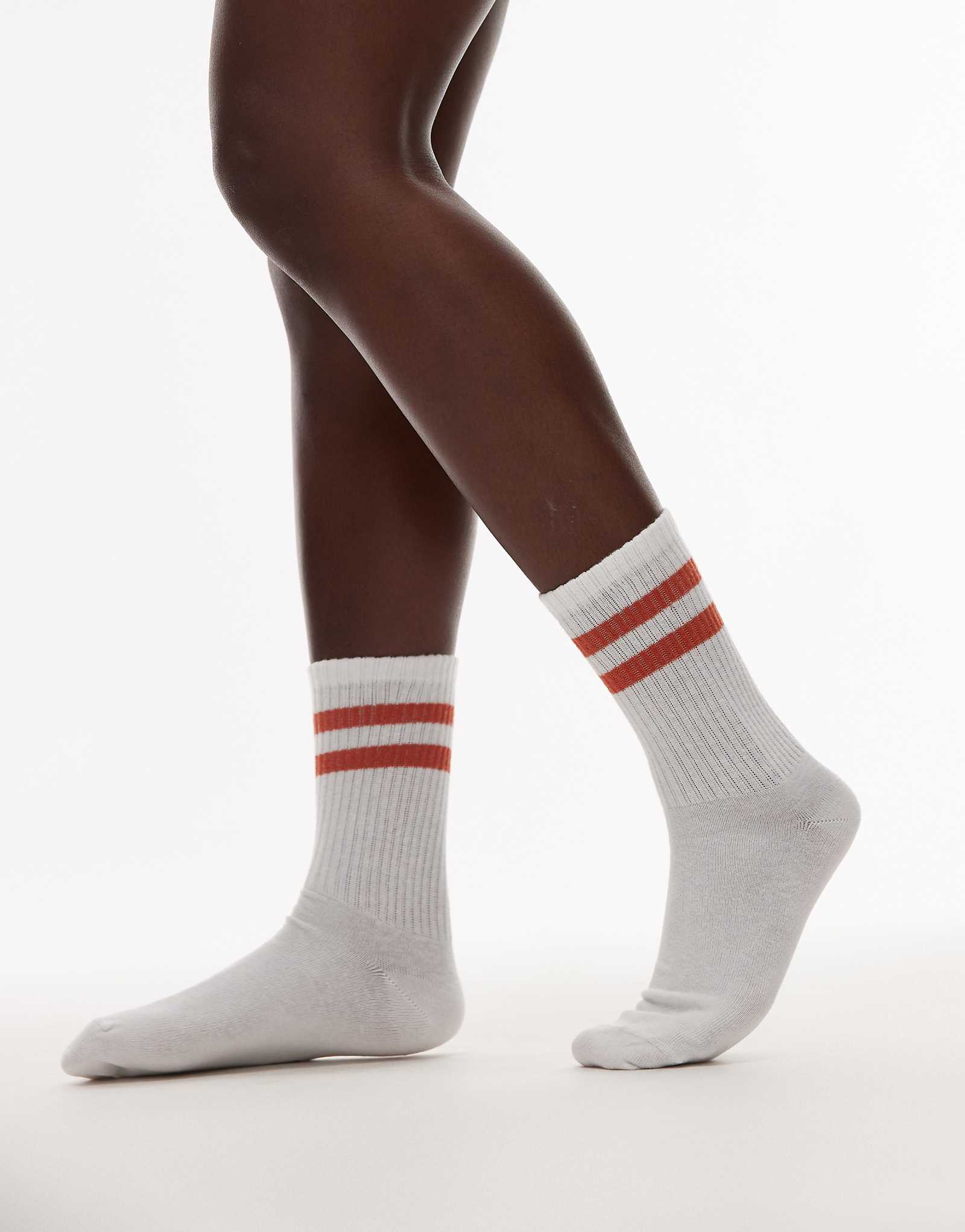 Topshop sporty ribbed socks with stripe in orange - white 1790₽
