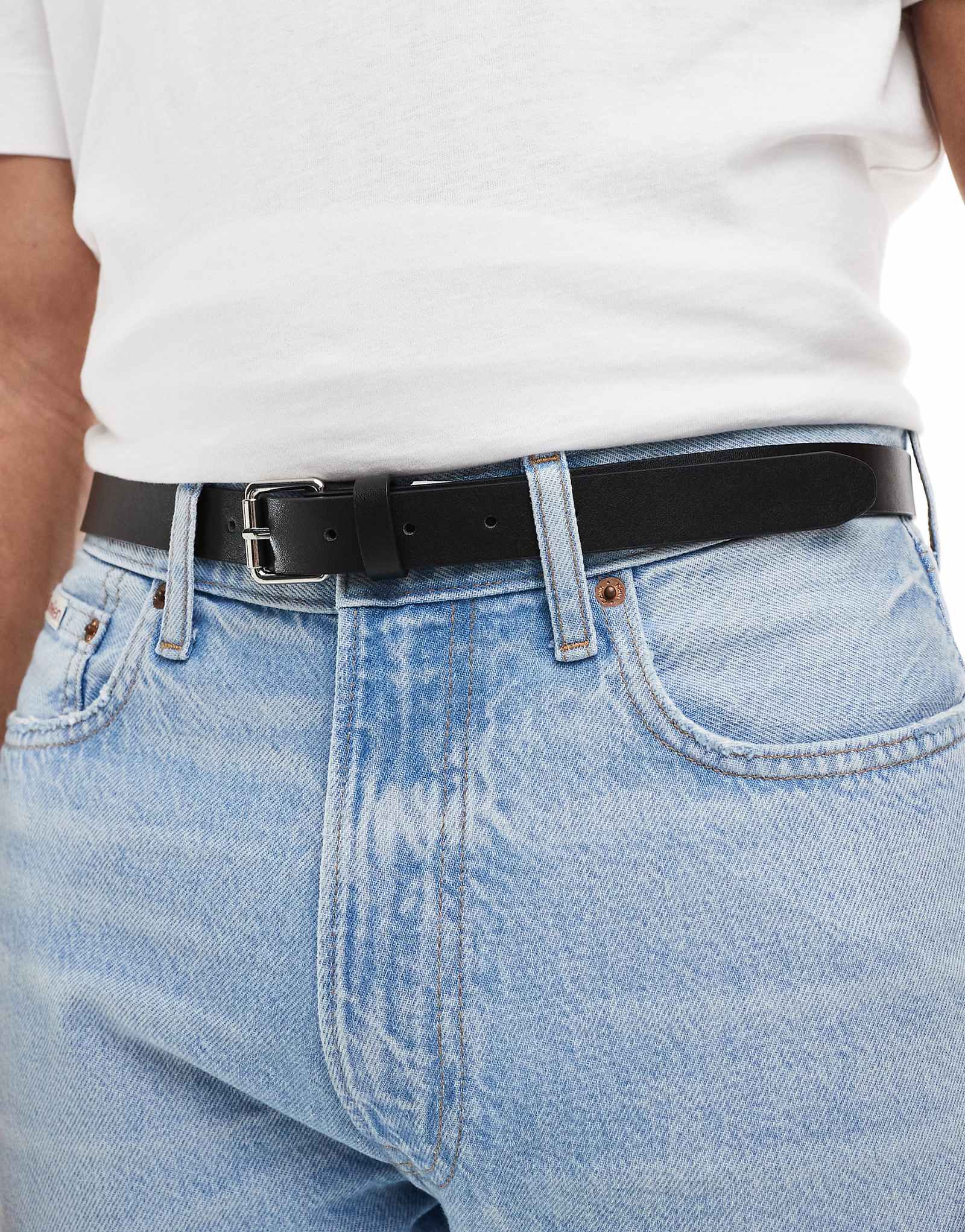 Bershka thin belt in black 2690₽