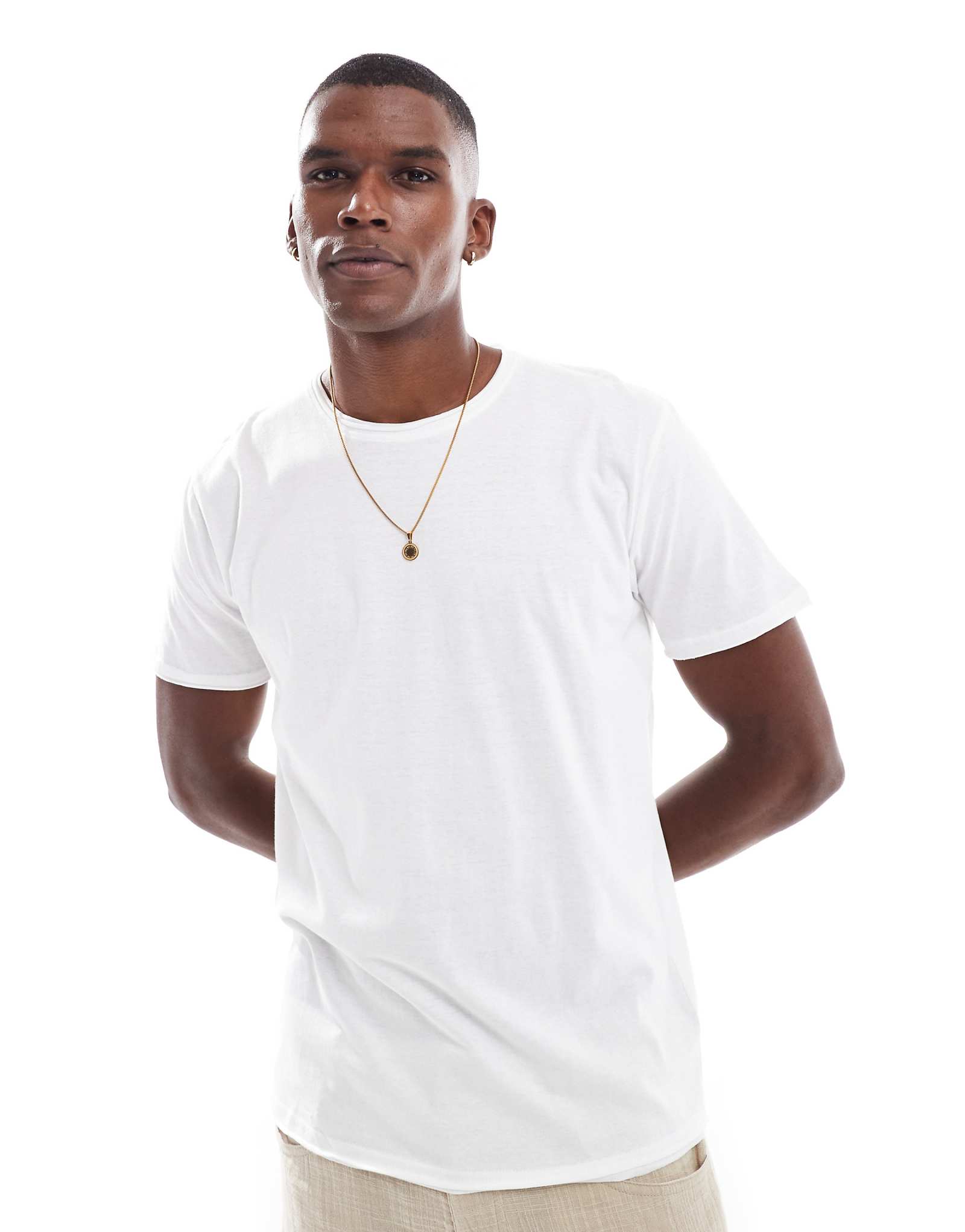 Brave Soul short sleeve t-shirt in white 3590₽