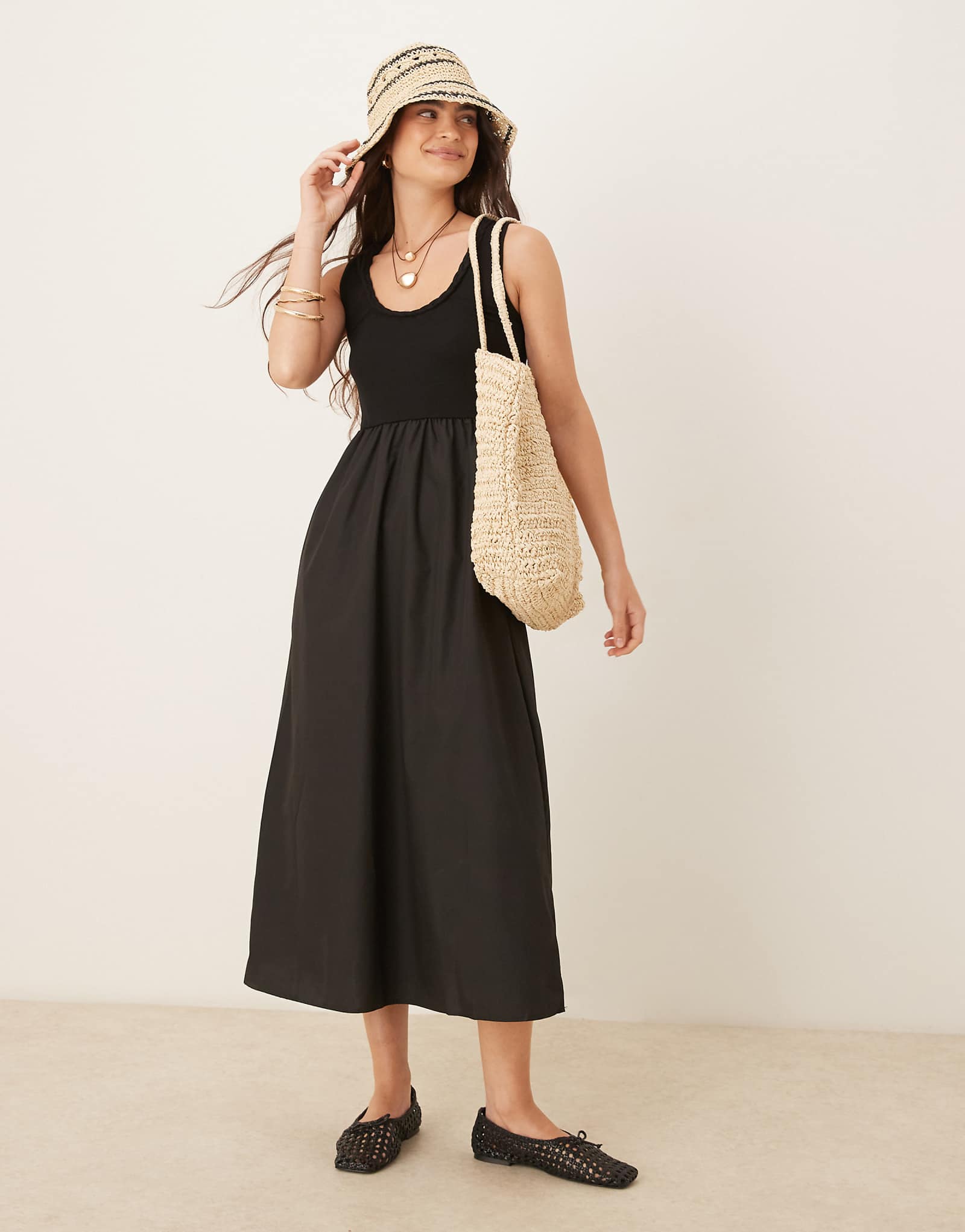 Threadbare scoop neck maxi dress in black 7590₽