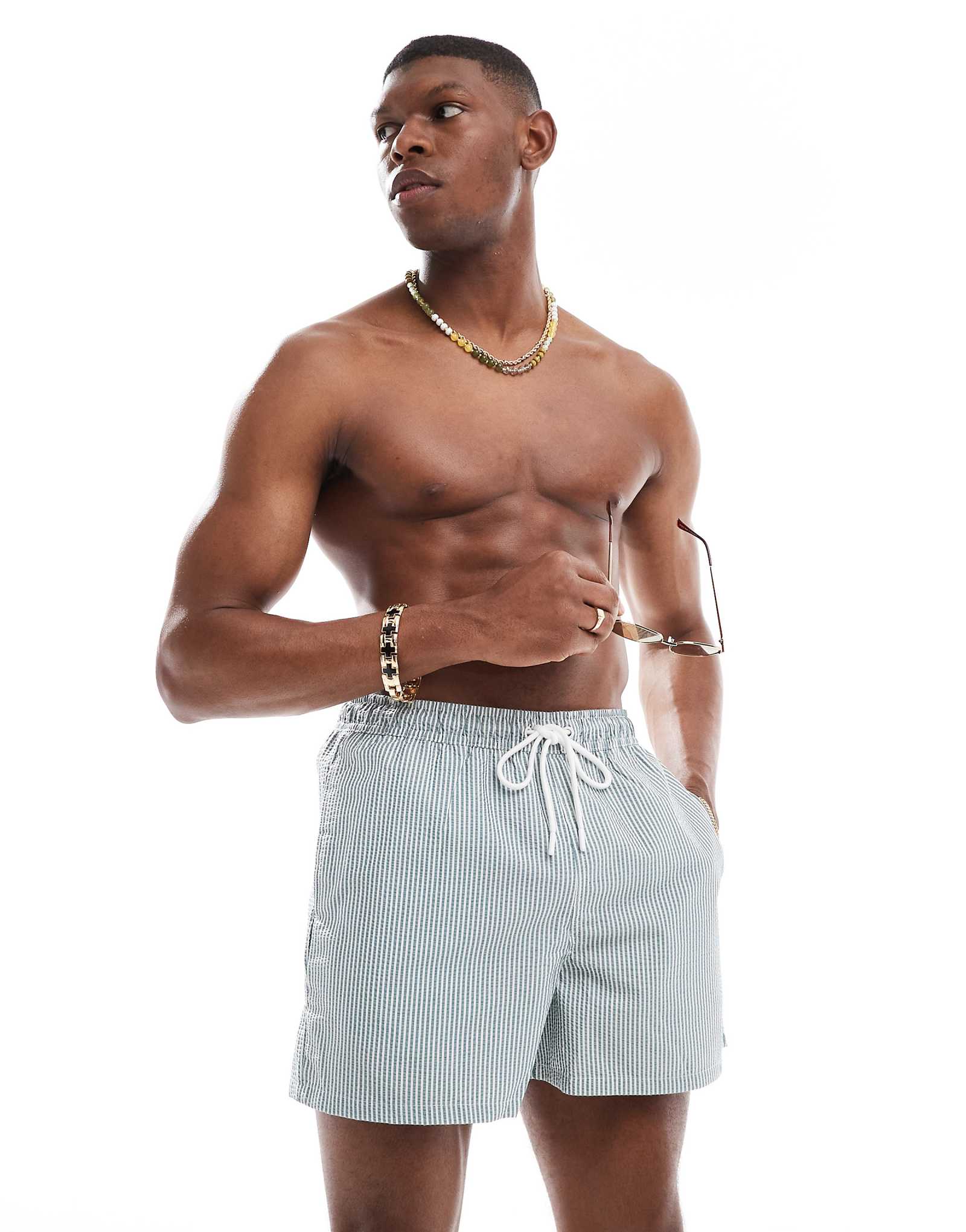 Pull-Bear seersucker striped swim shorts in green 5690₽