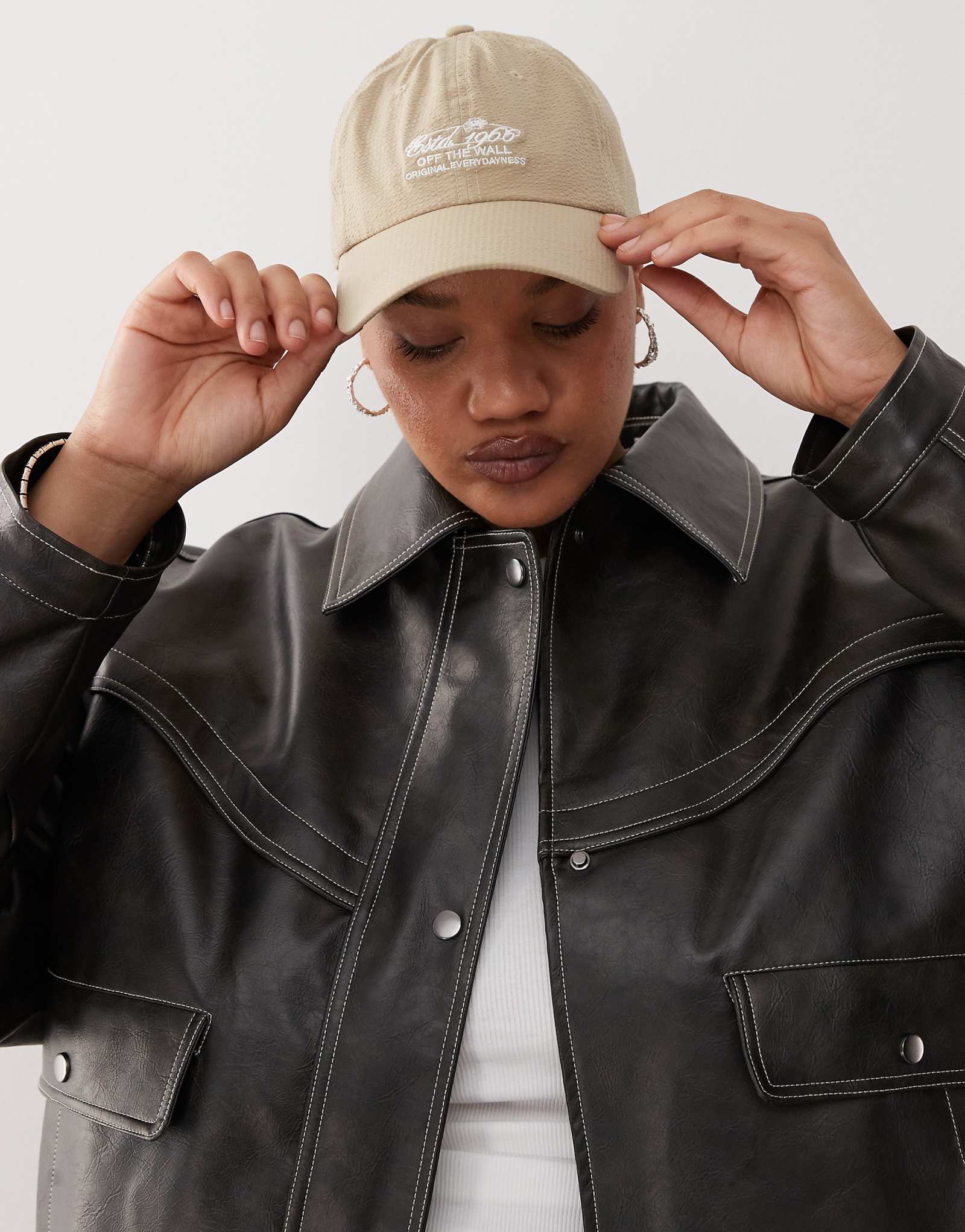 Vans Estd 1966 cap in maroon 4590₽