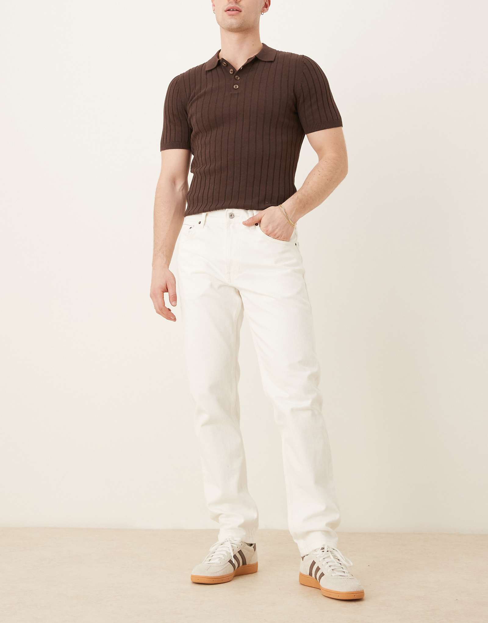 Mango tapered fit jeans in ecru 11990₽